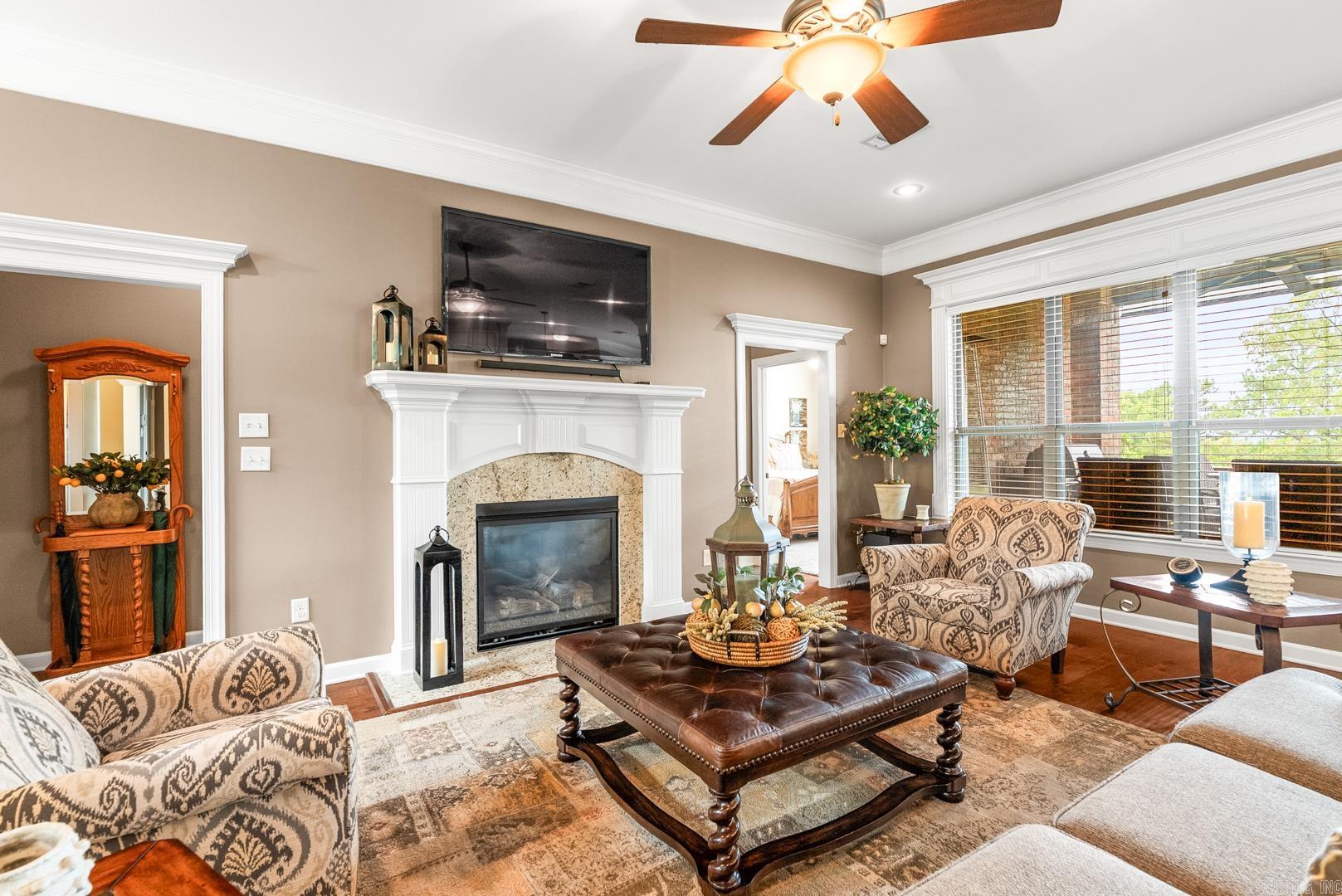 164  Majestic  Maumelle, AR