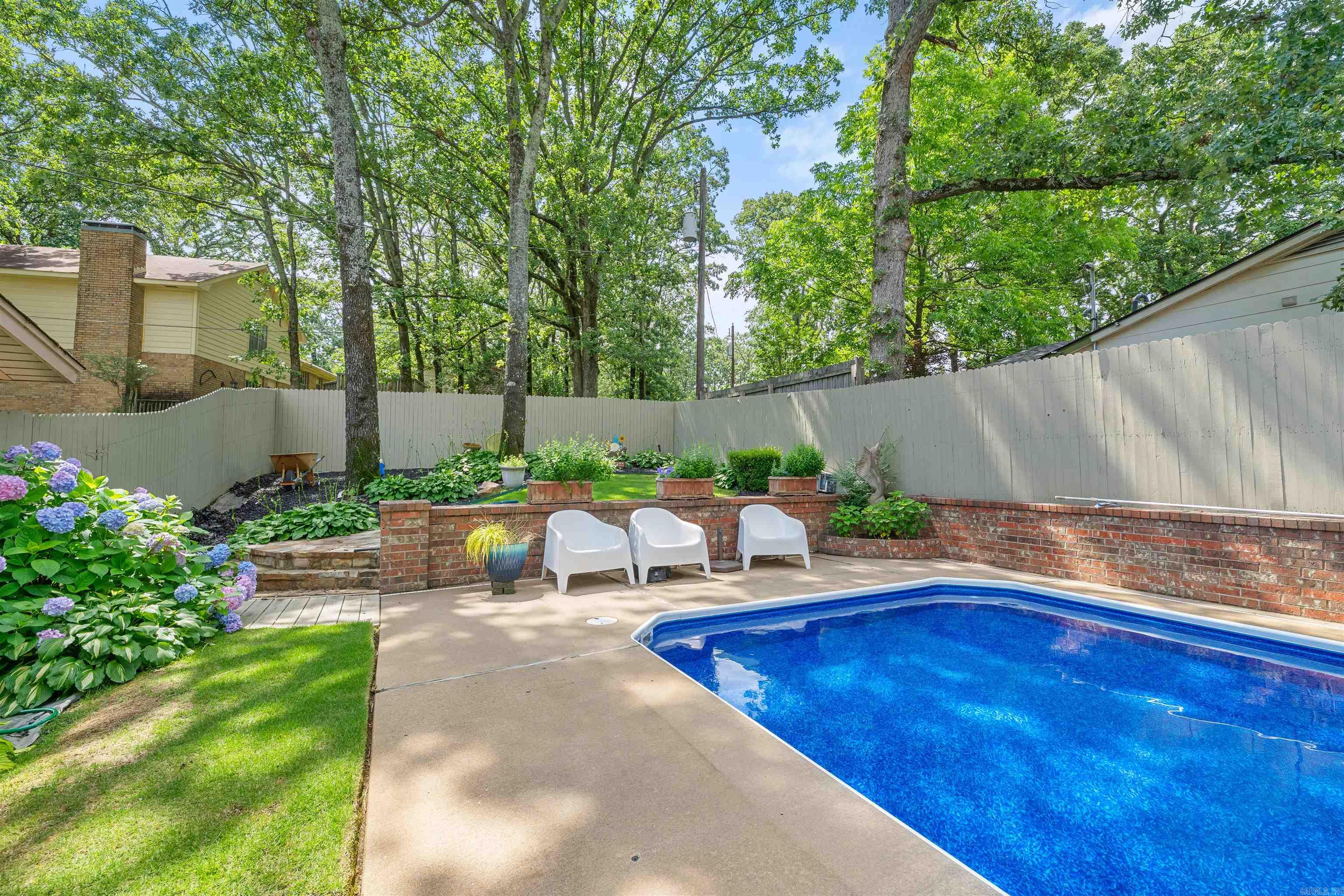 1729 Okmulgee Court North Little Rock, AR 72116
