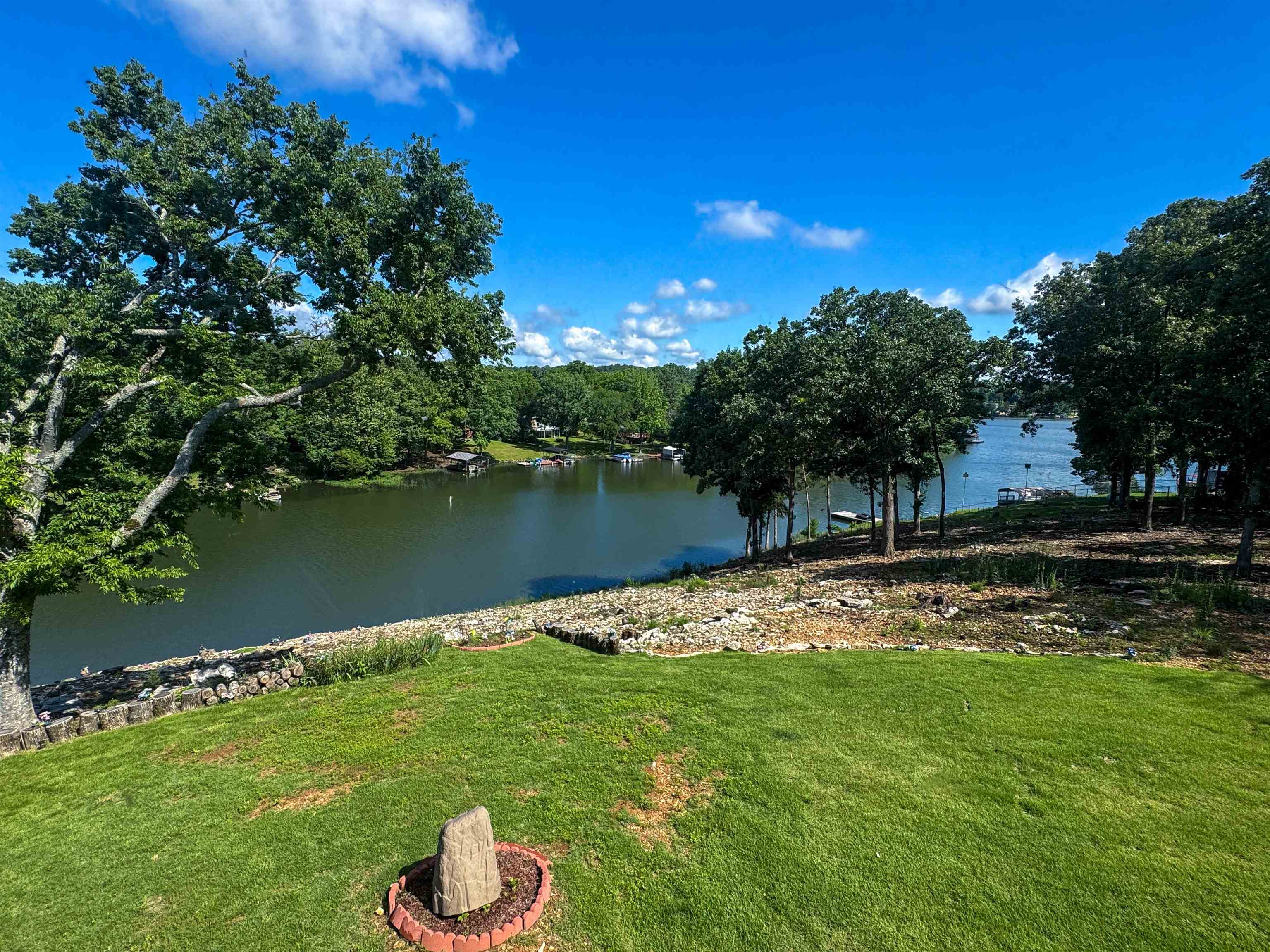87  Wyandotte Dr  Cherokee Village, AR