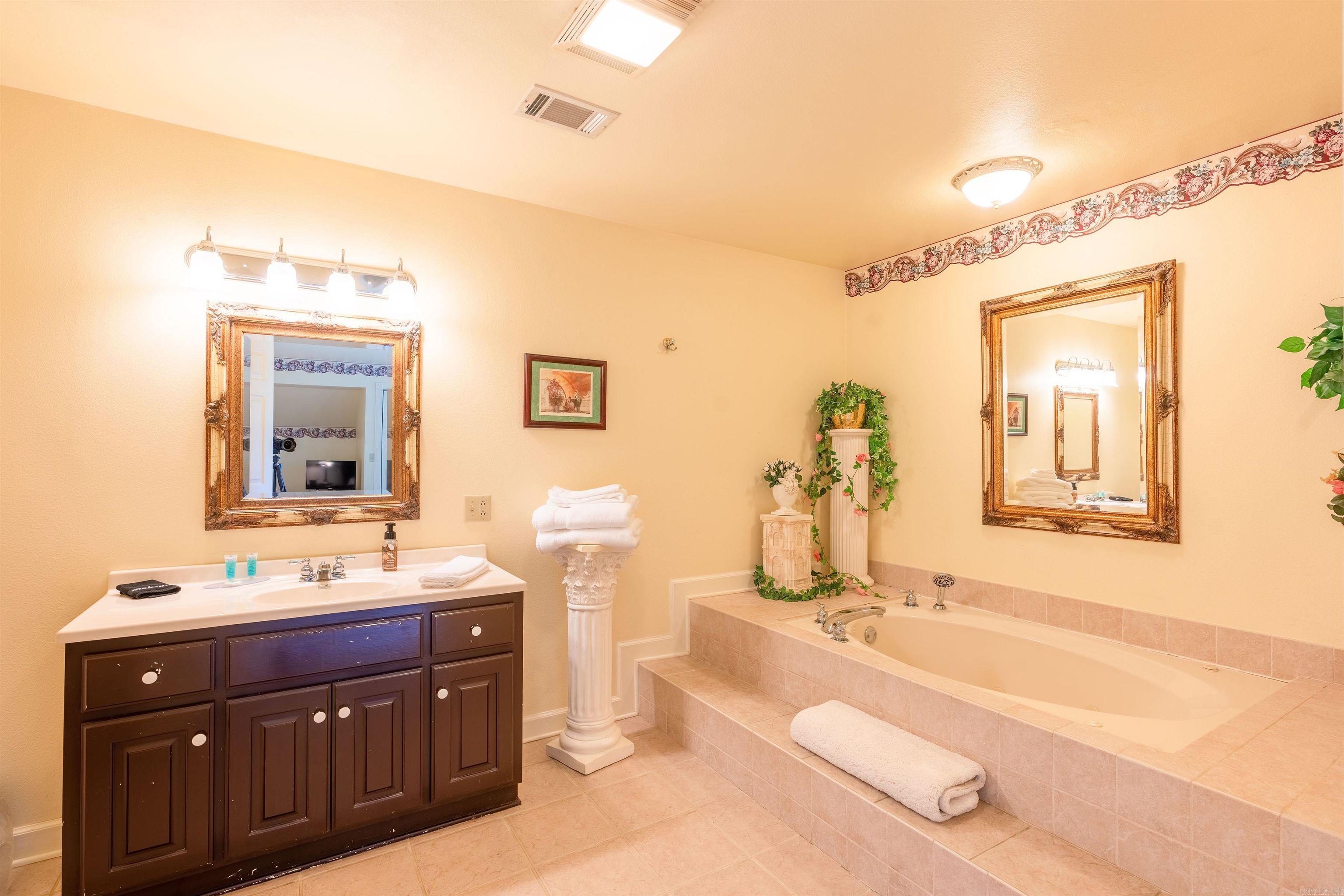 3144  Riverbend  Heber Springs, AR