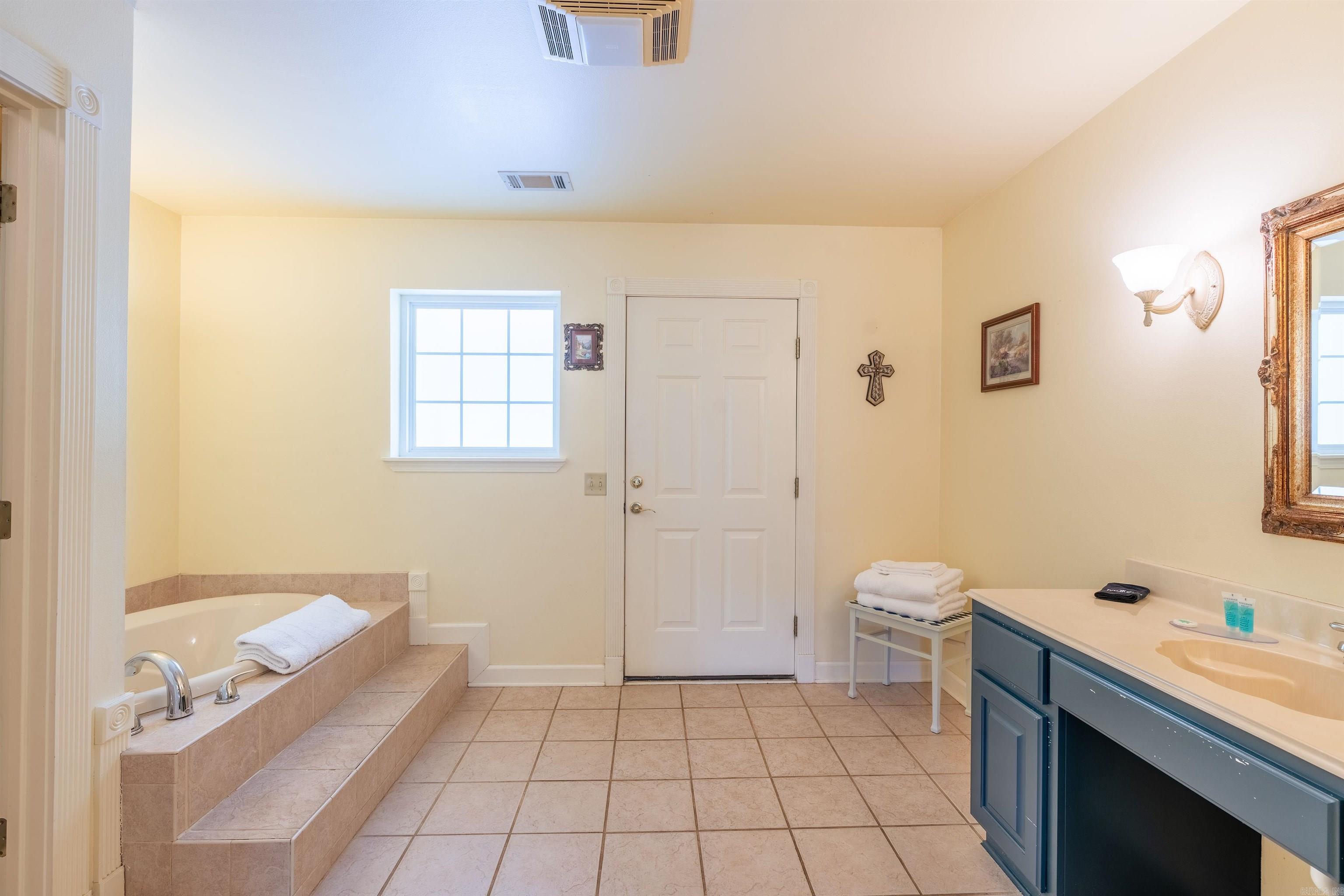 3144  Riverbend  Heber Springs, AR
