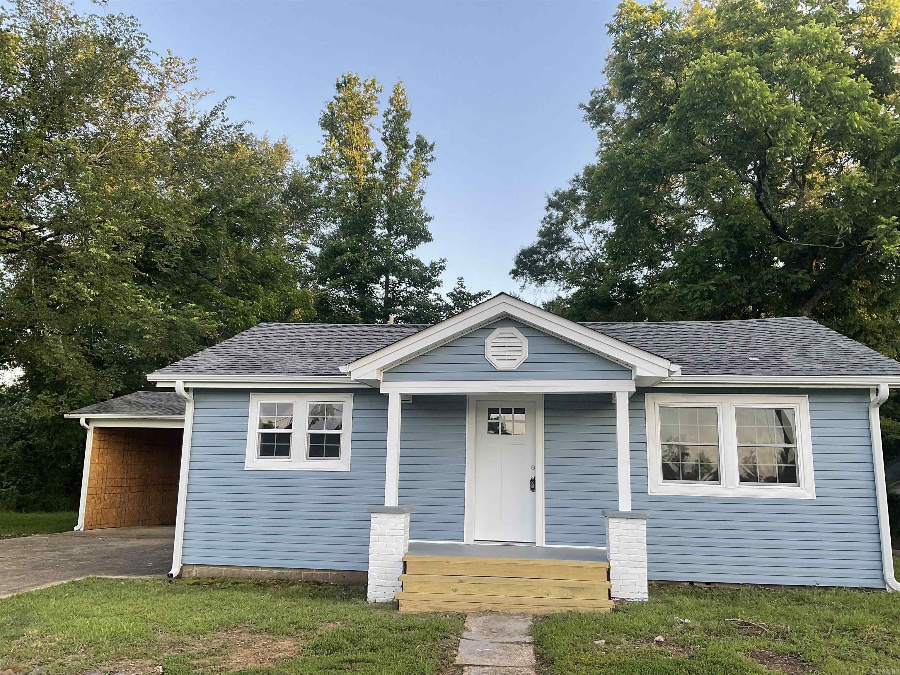 1437  Lincoln  Arkadelphia, AR