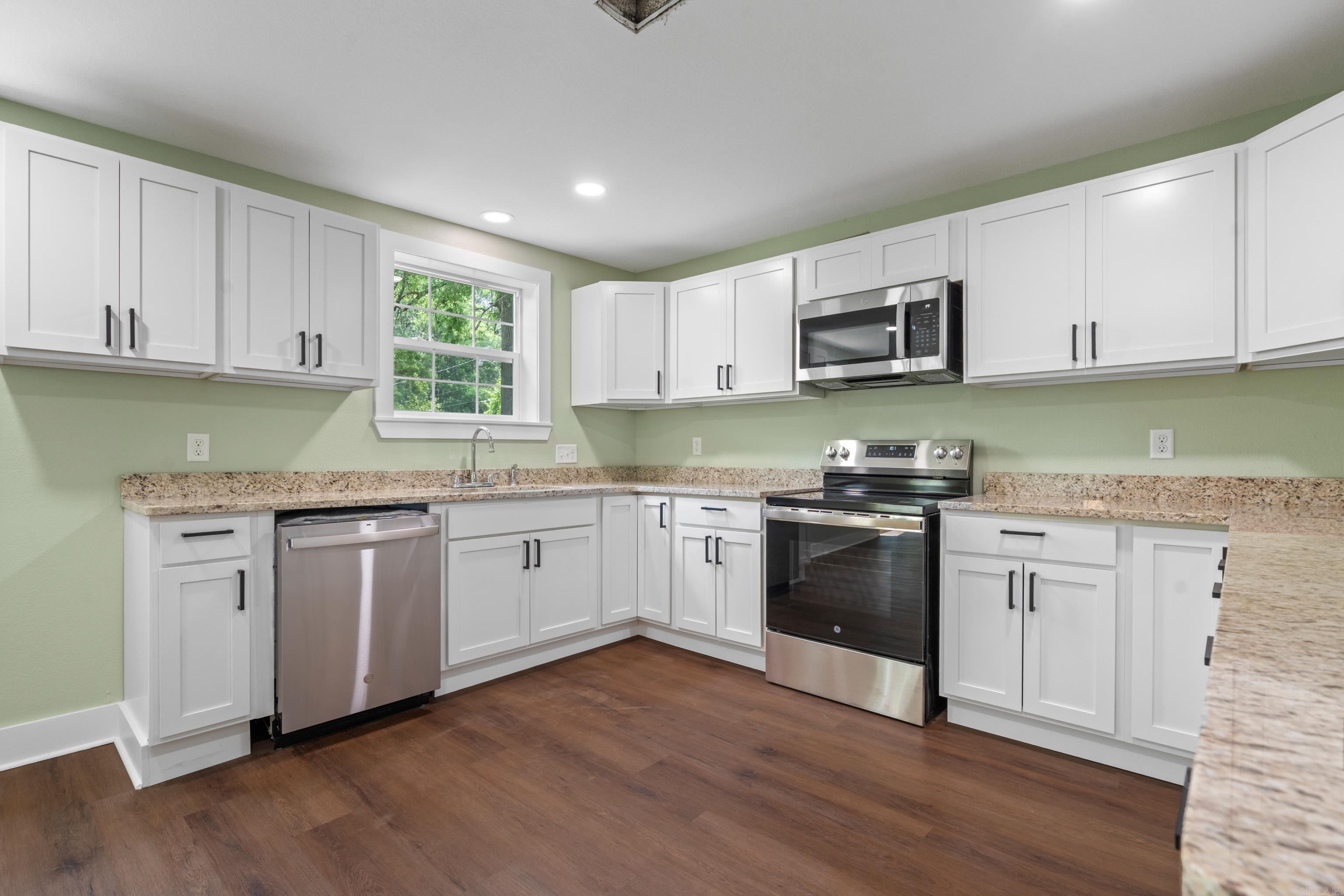 1437  Lincoln  Arkadelphia, AR