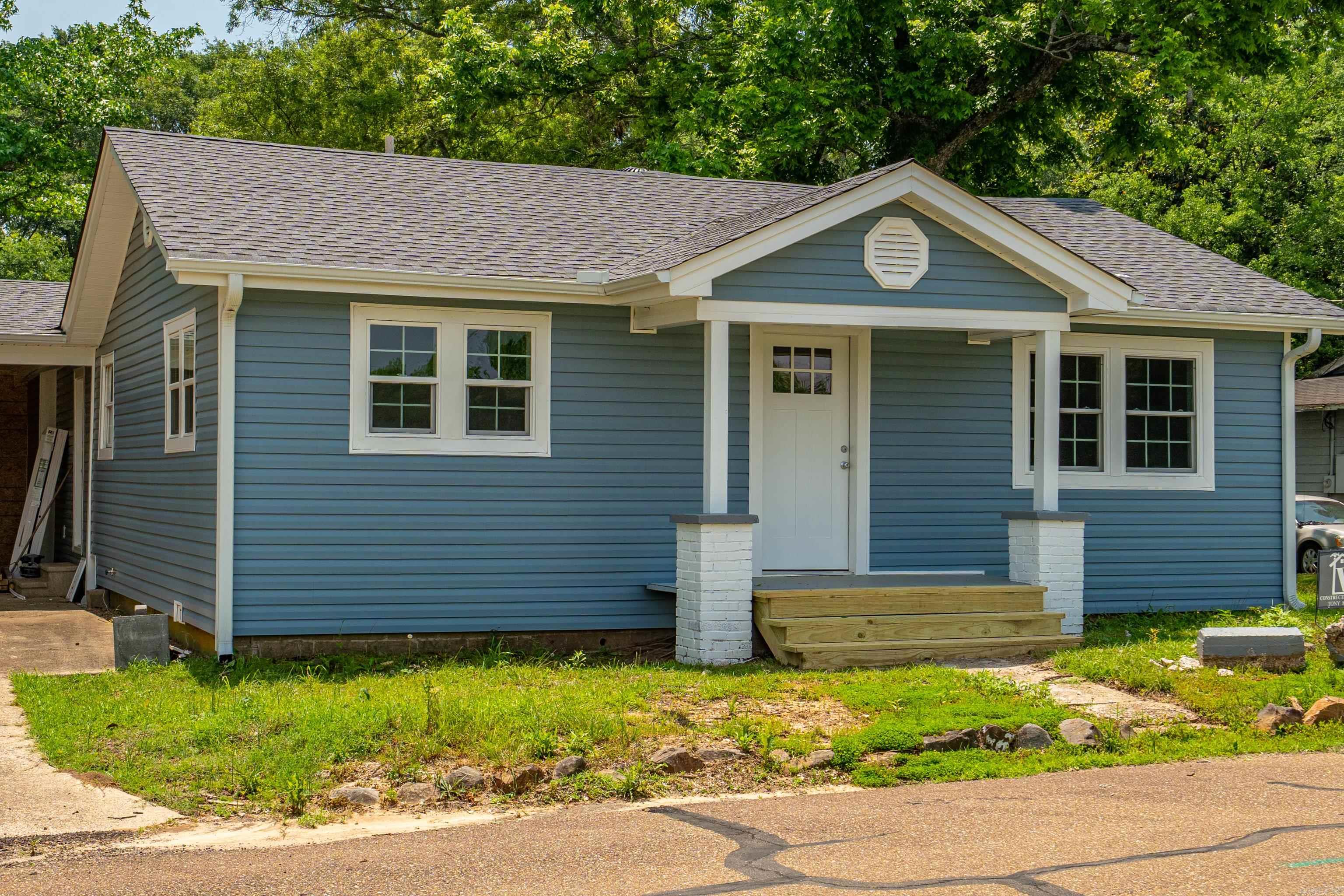 1437  Lincoln  Arkadelphia, AR