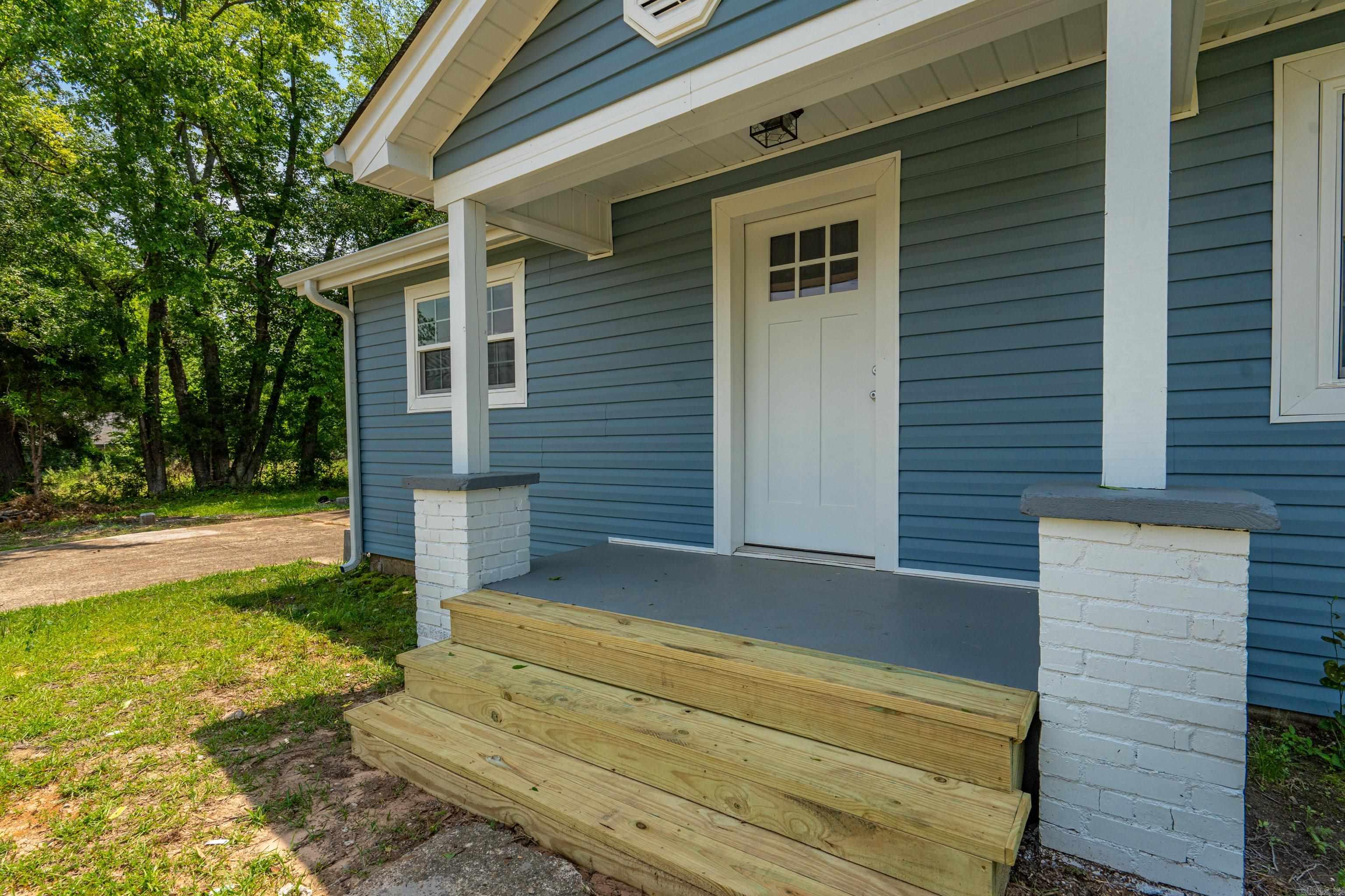 1437  Lincoln  Arkadelphia, AR