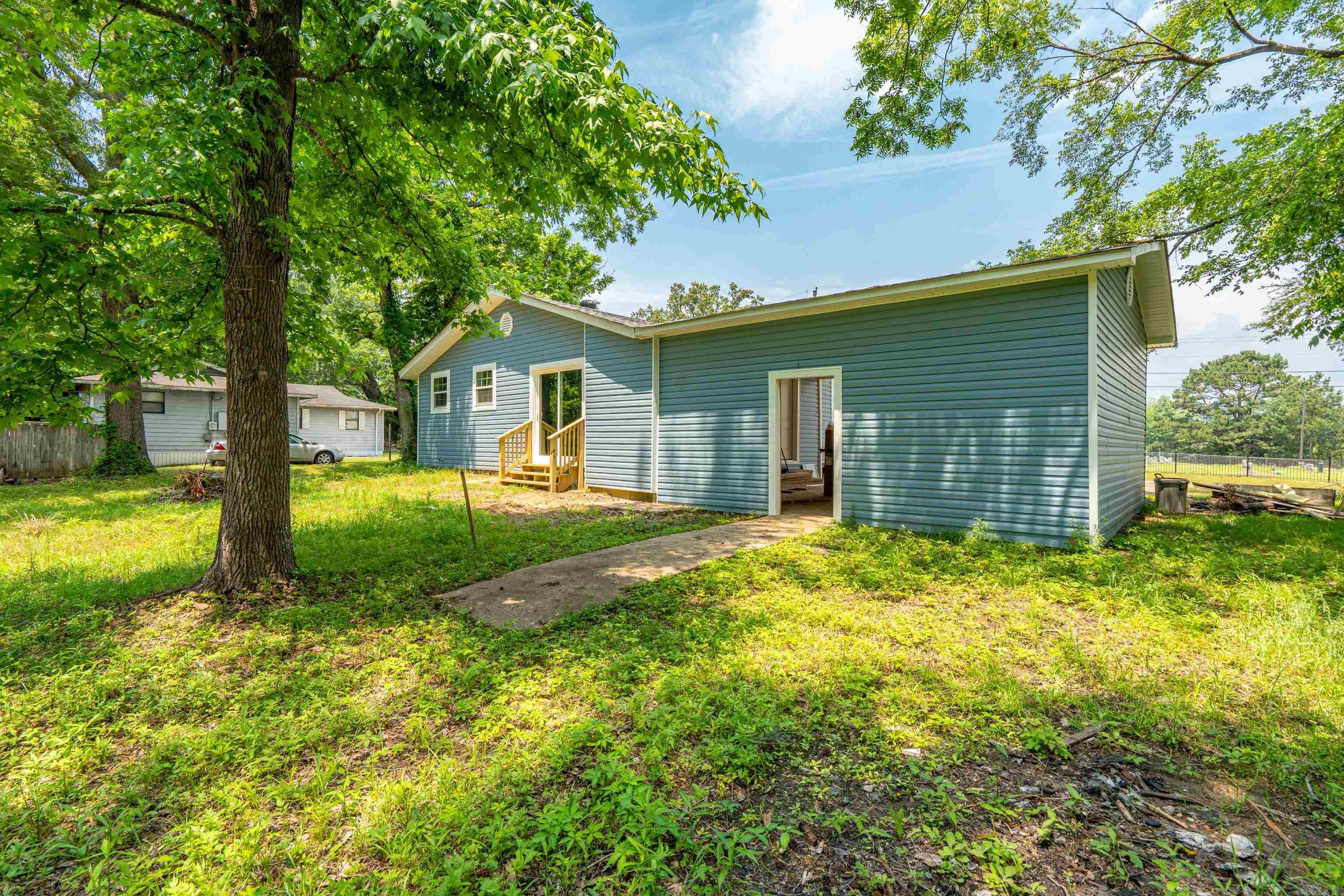 1437  Lincoln  Arkadelphia, AR