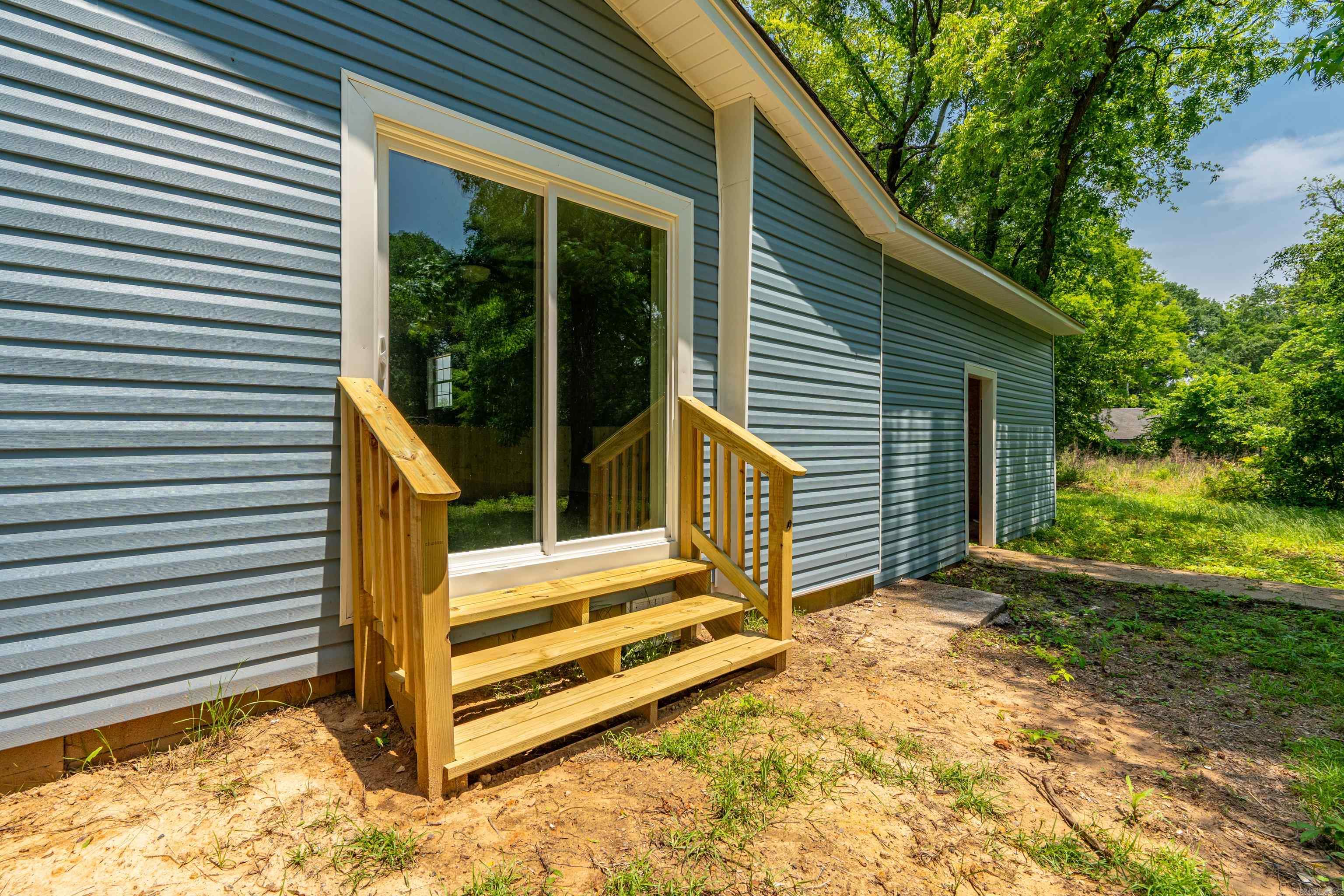 1437  Lincoln  Arkadelphia, AR