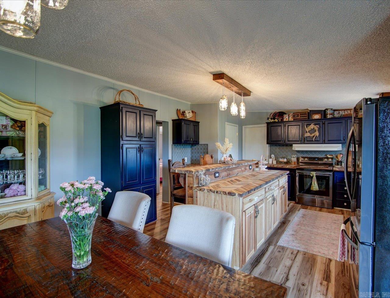 6312  Albert Pike  Royal, AR