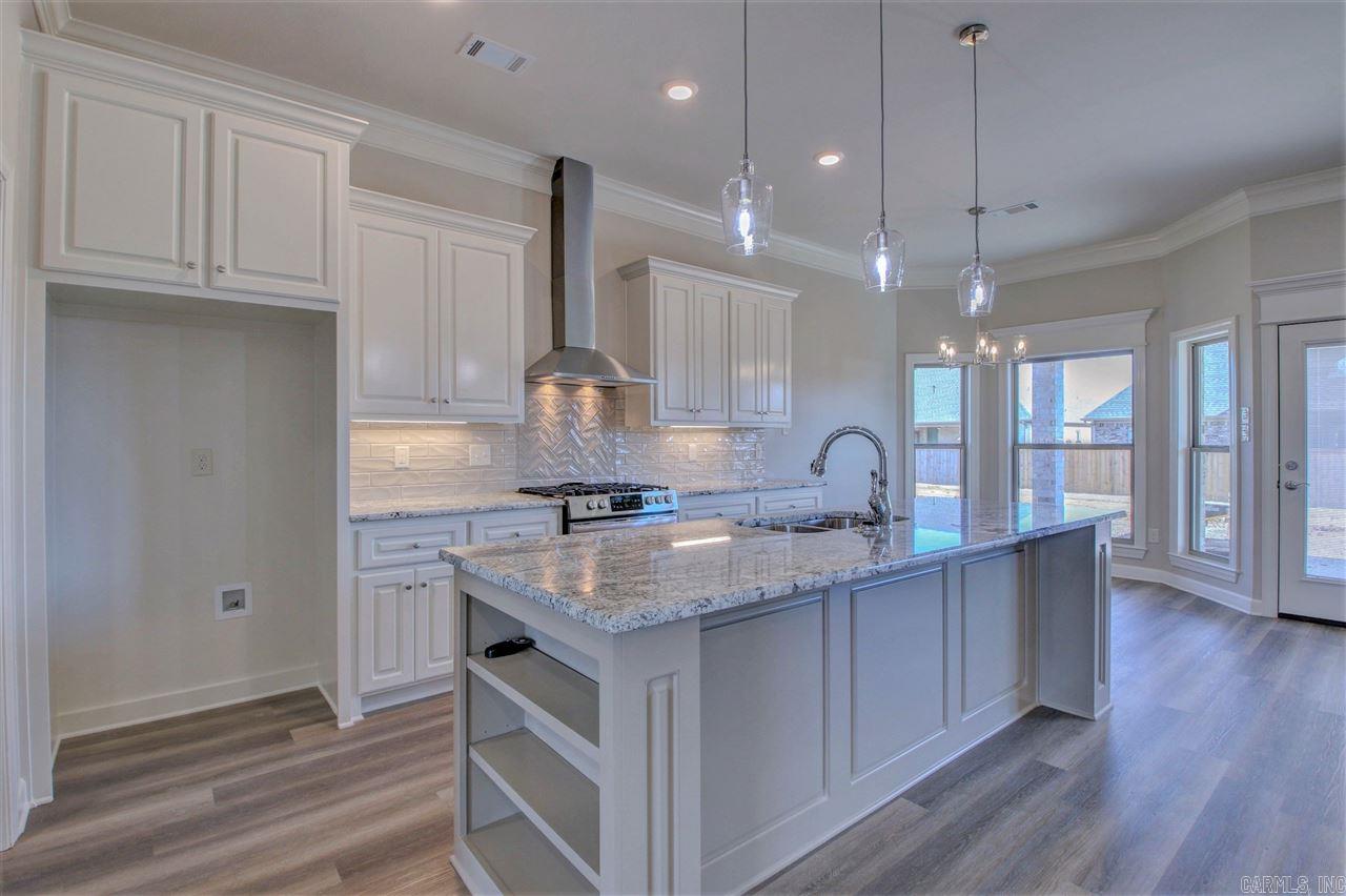 119  Crestview Drive  Maumelle, AR