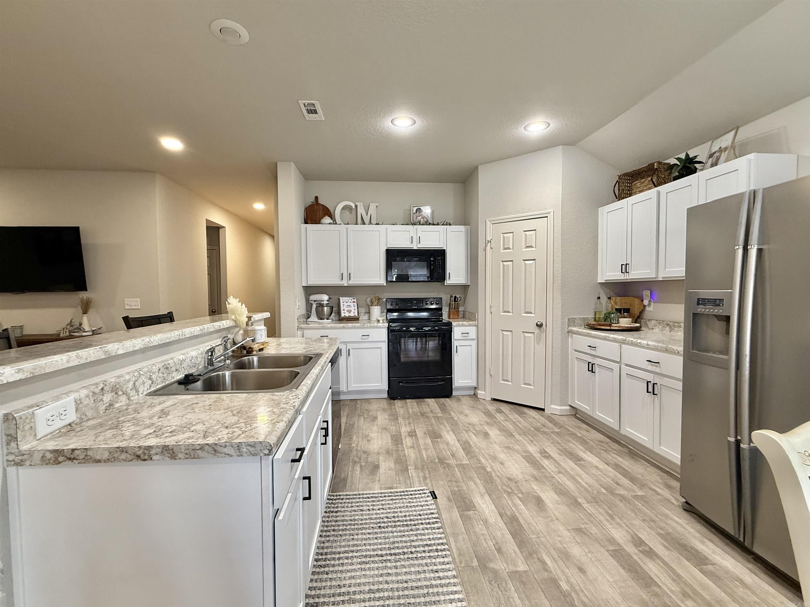 3041  Emerald Park  Bauxite, AR