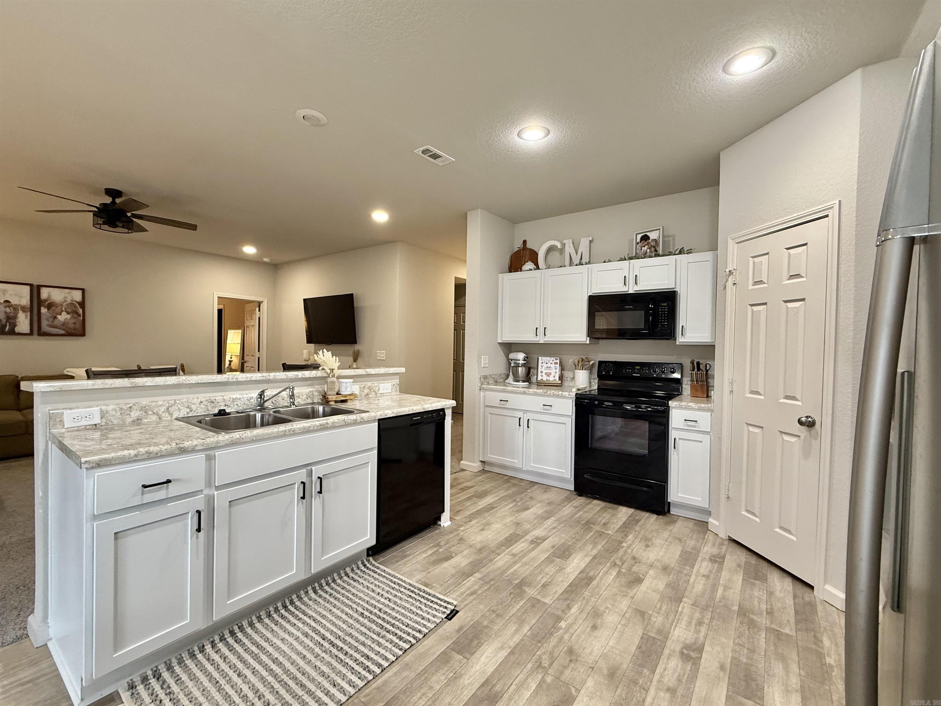 3041  Emerald Park  Bauxite, AR