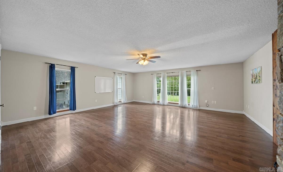 208  Independence  Hot Springs, AR