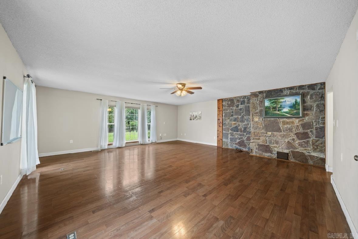 208  Independence  Hot Springs, AR