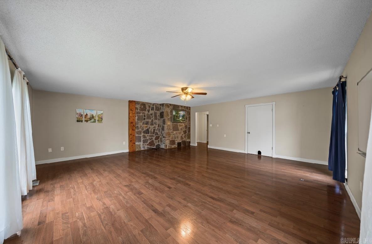 208  Independence  Hot Springs, AR