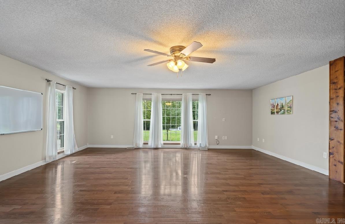 208  Independence  Hot Springs, AR