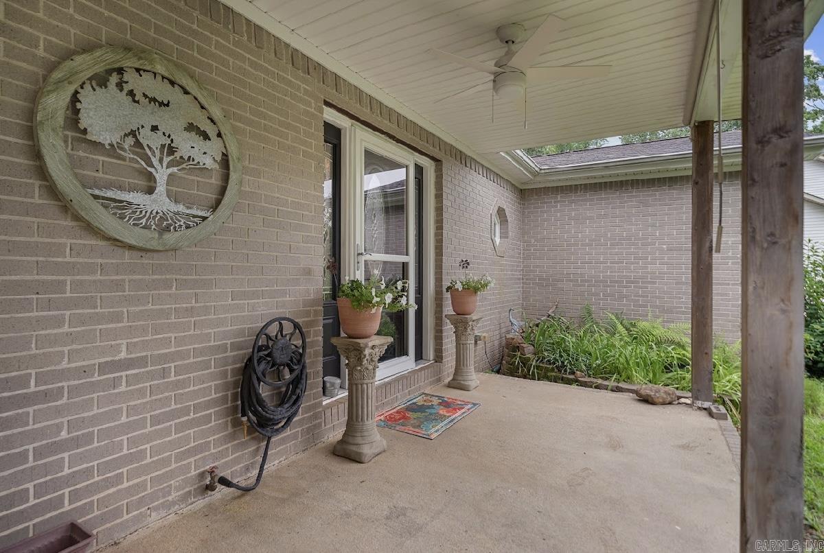 208  Independence  Hot Springs, AR