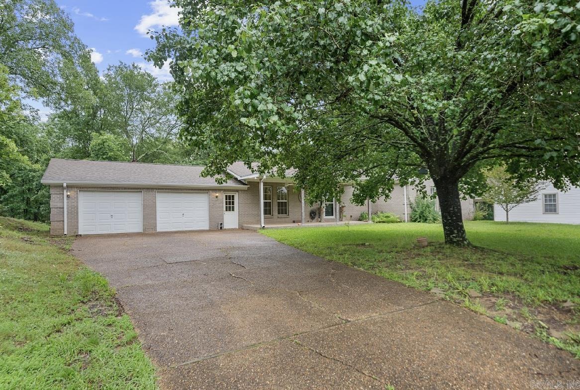 208  Independence  Hot Springs, AR