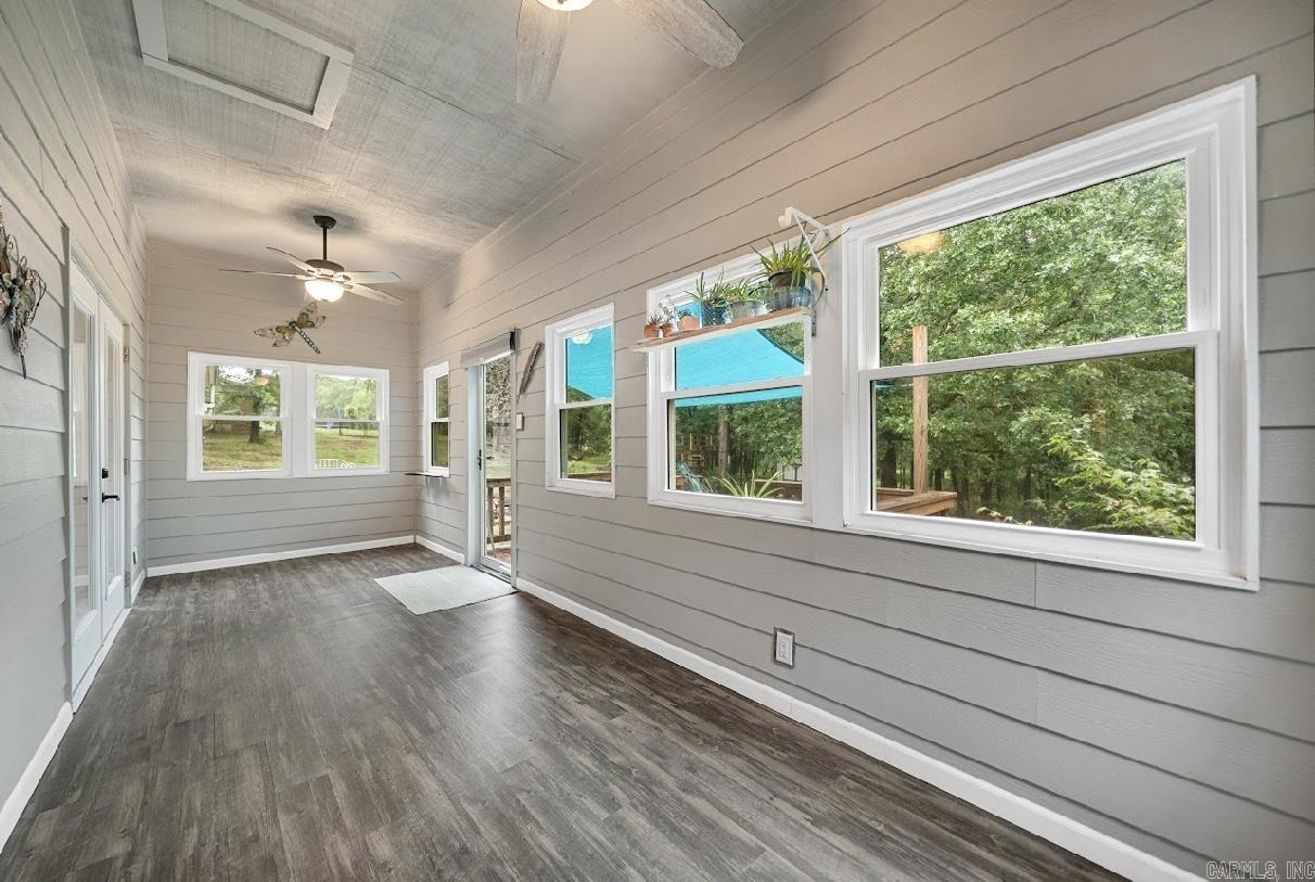 208  Independence  Hot Springs, AR