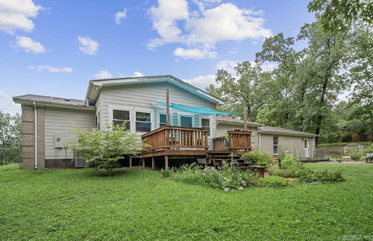 208  Independence  Hot Springs, AR
