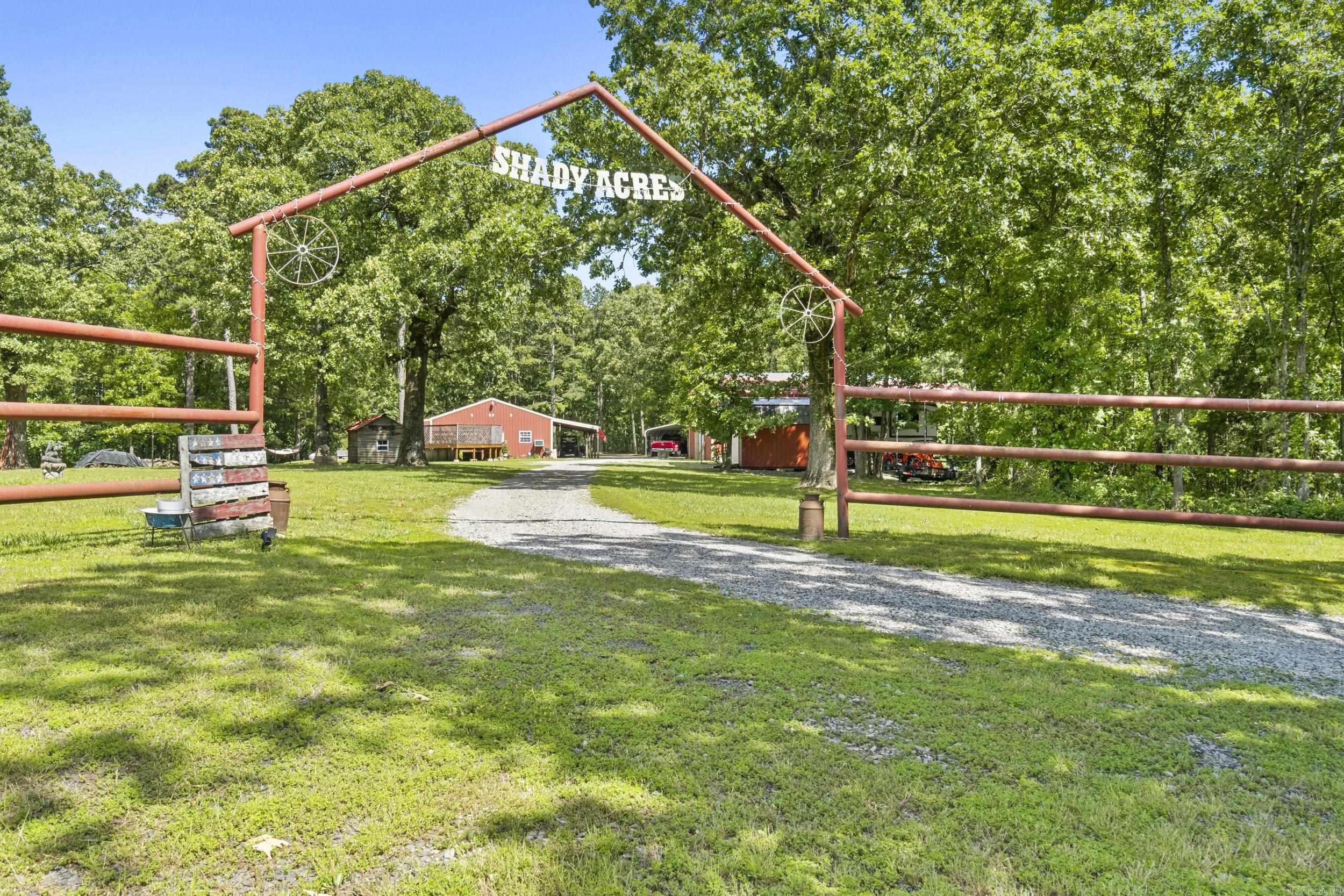 475  Crossroads E.  Quitman, AR