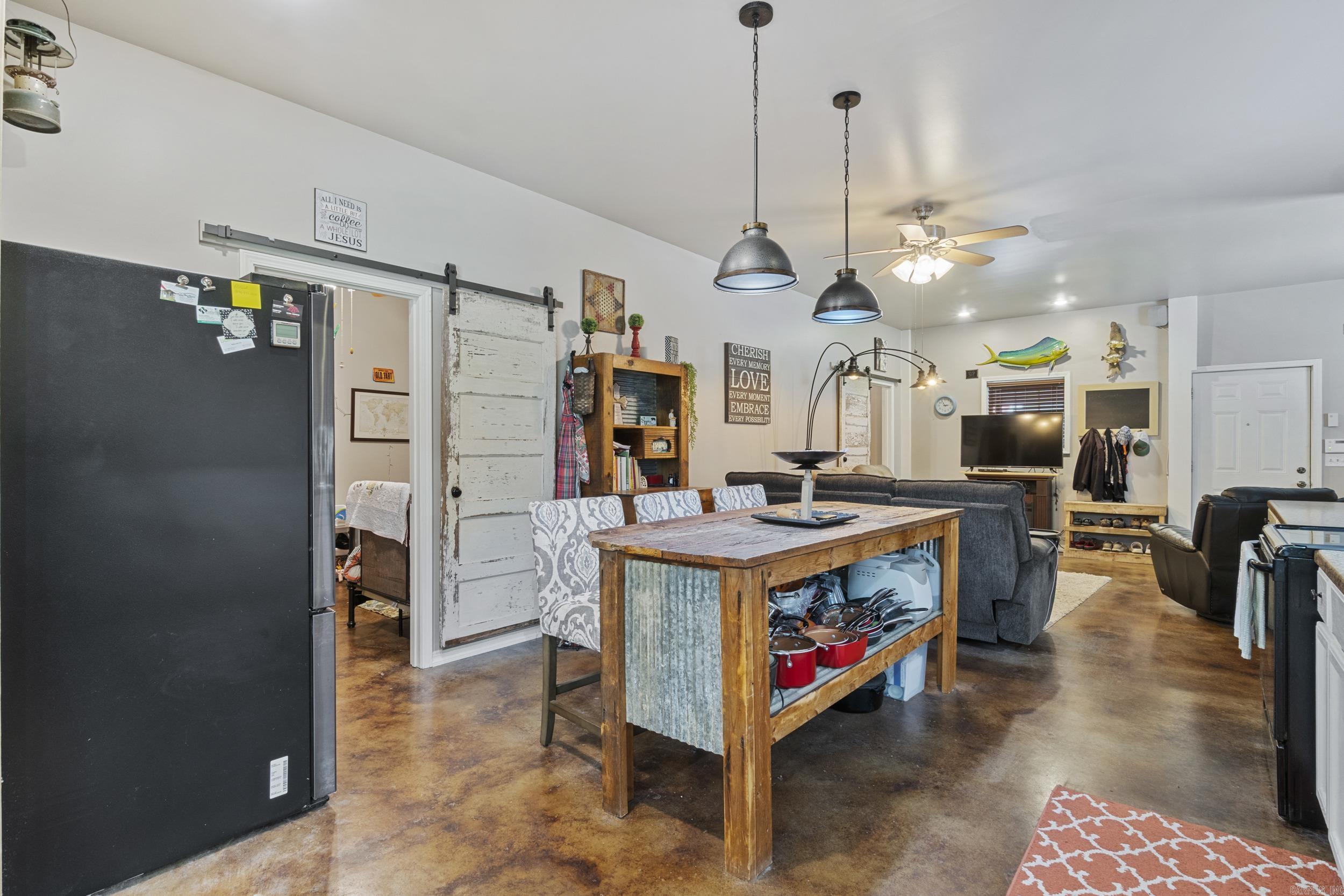 475  Crossroads E.  Quitman, AR