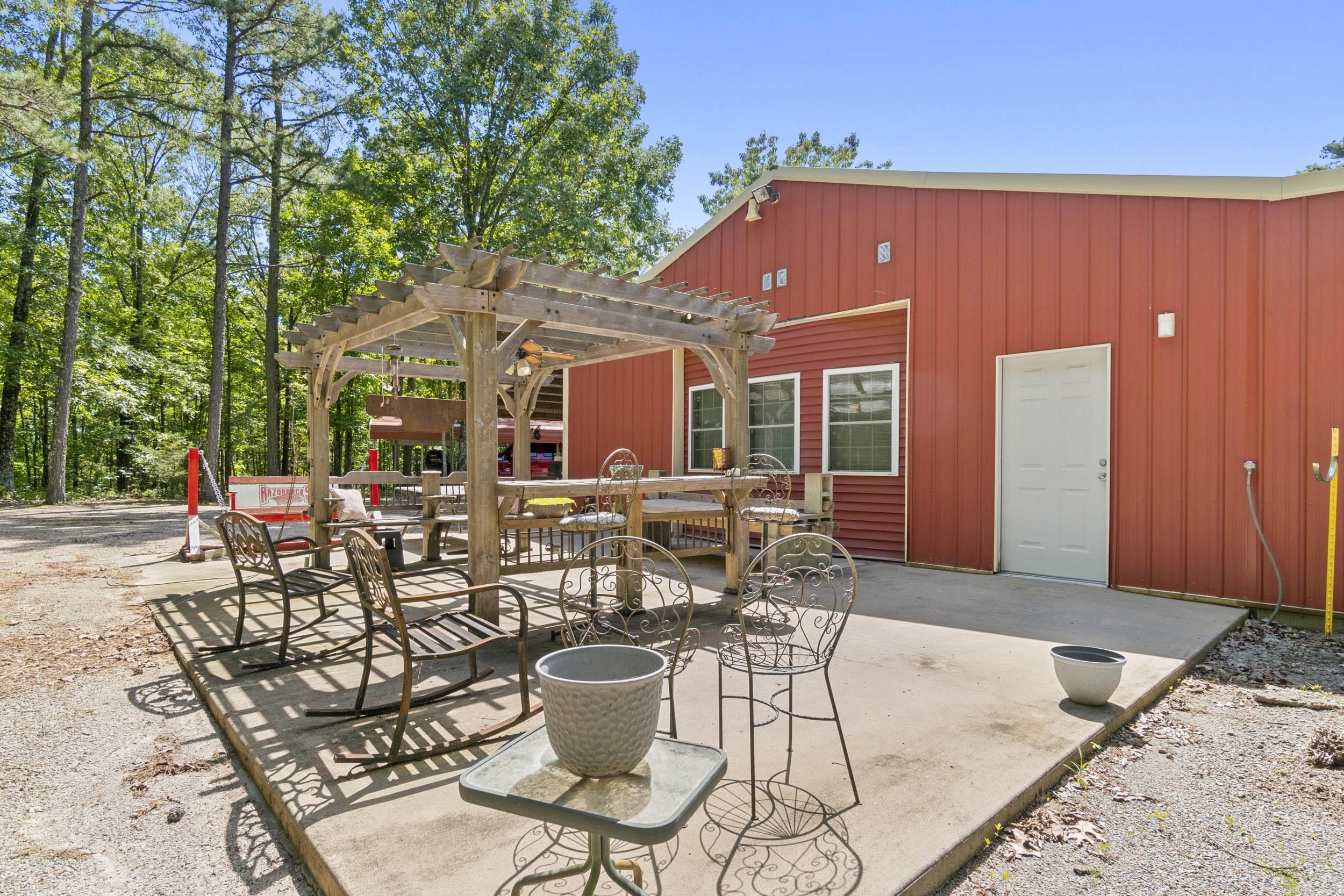 475  Crossroads E.  Quitman, AR