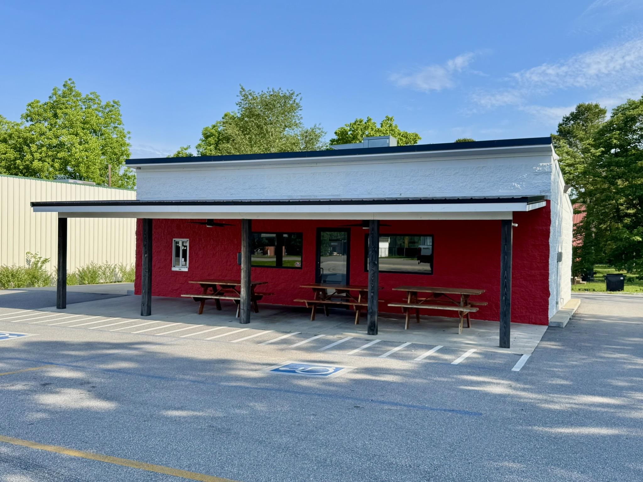 1163 E Main Street  Melbourne, AR