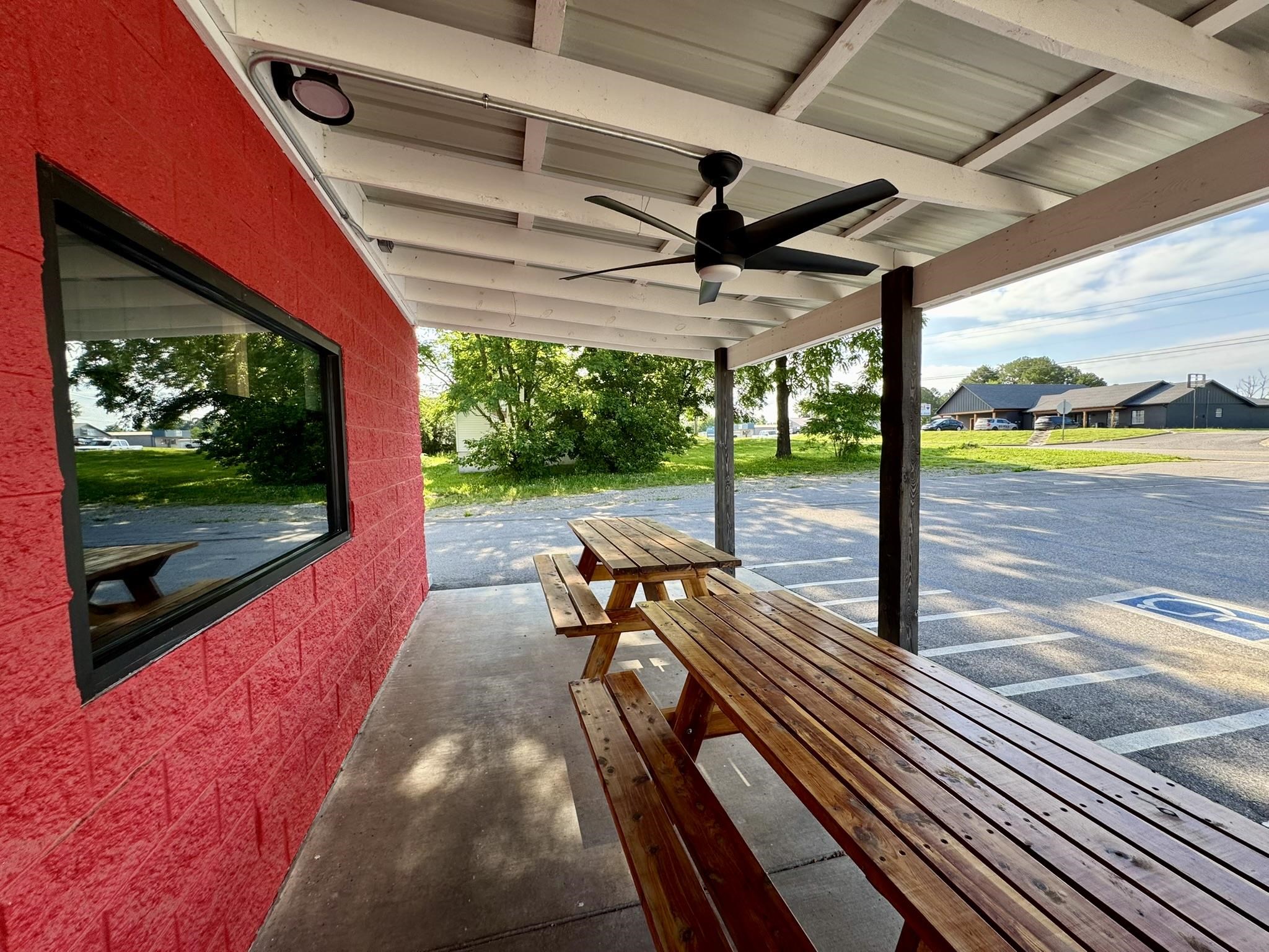 1163 E Main Street  Melbourne, AR