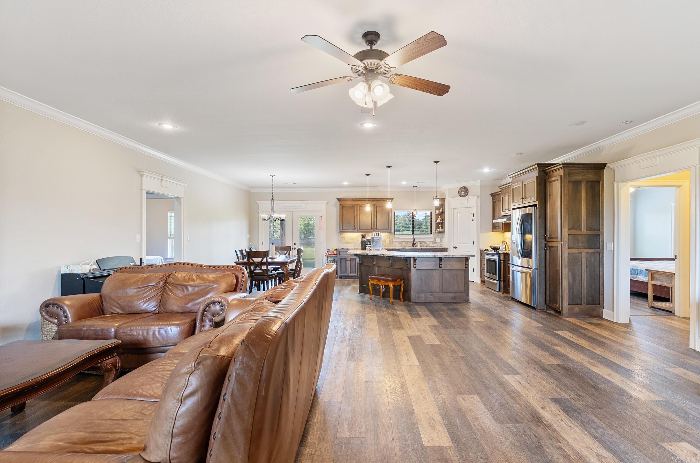 418 W Highway 225  Greenbrier, AR