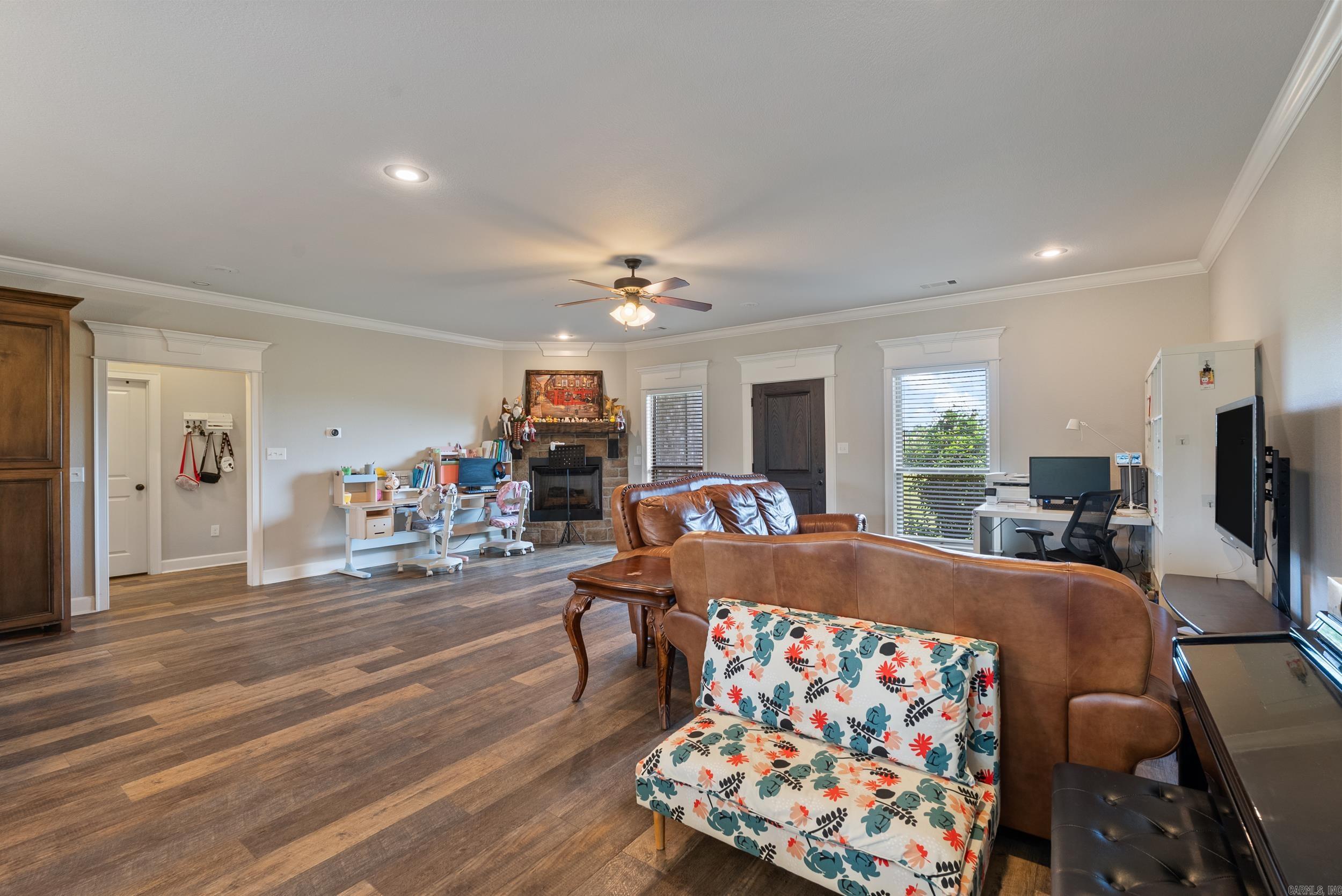418 W Highway 225  Greenbrier, AR