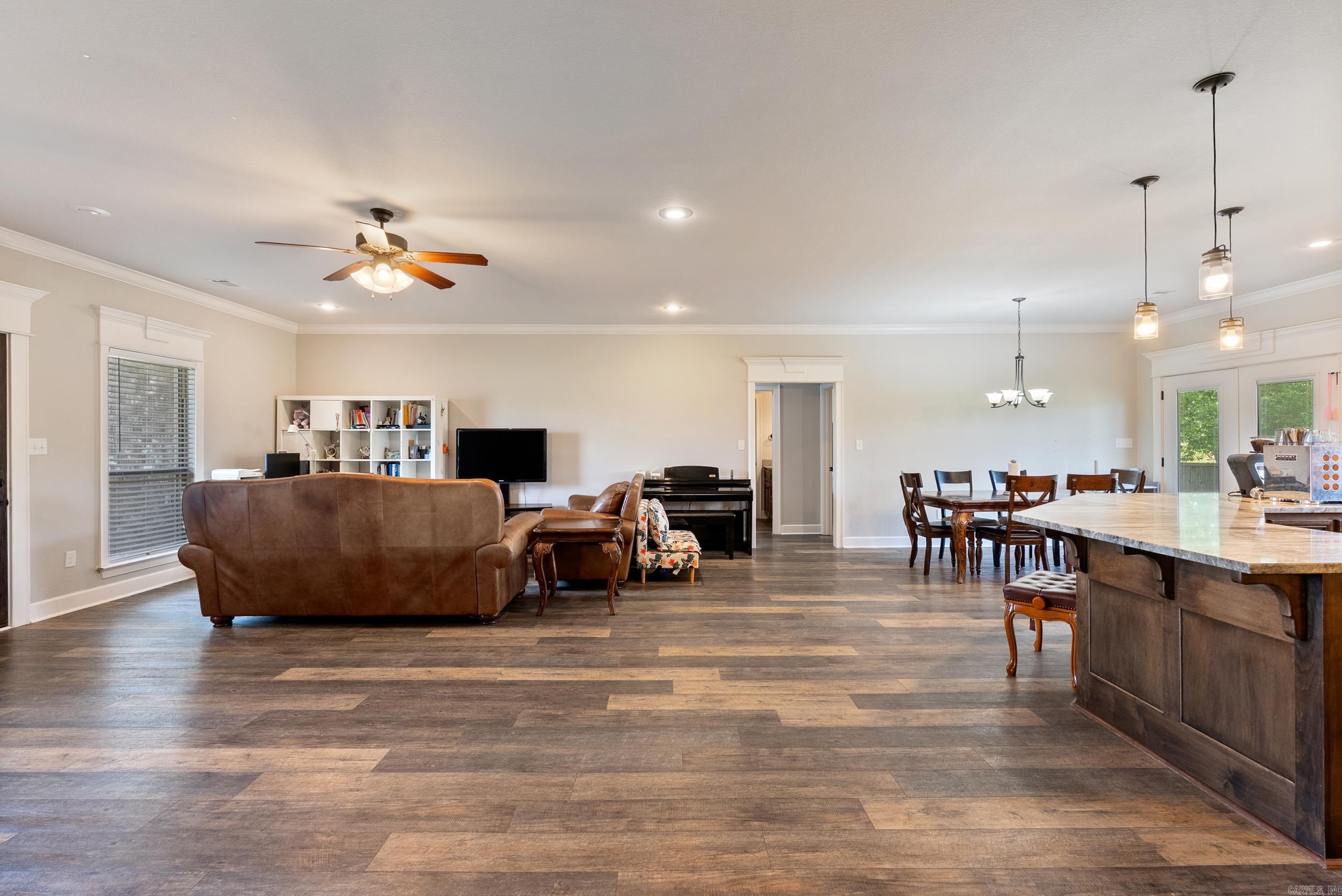 418 W Highway 225  Greenbrier, AR