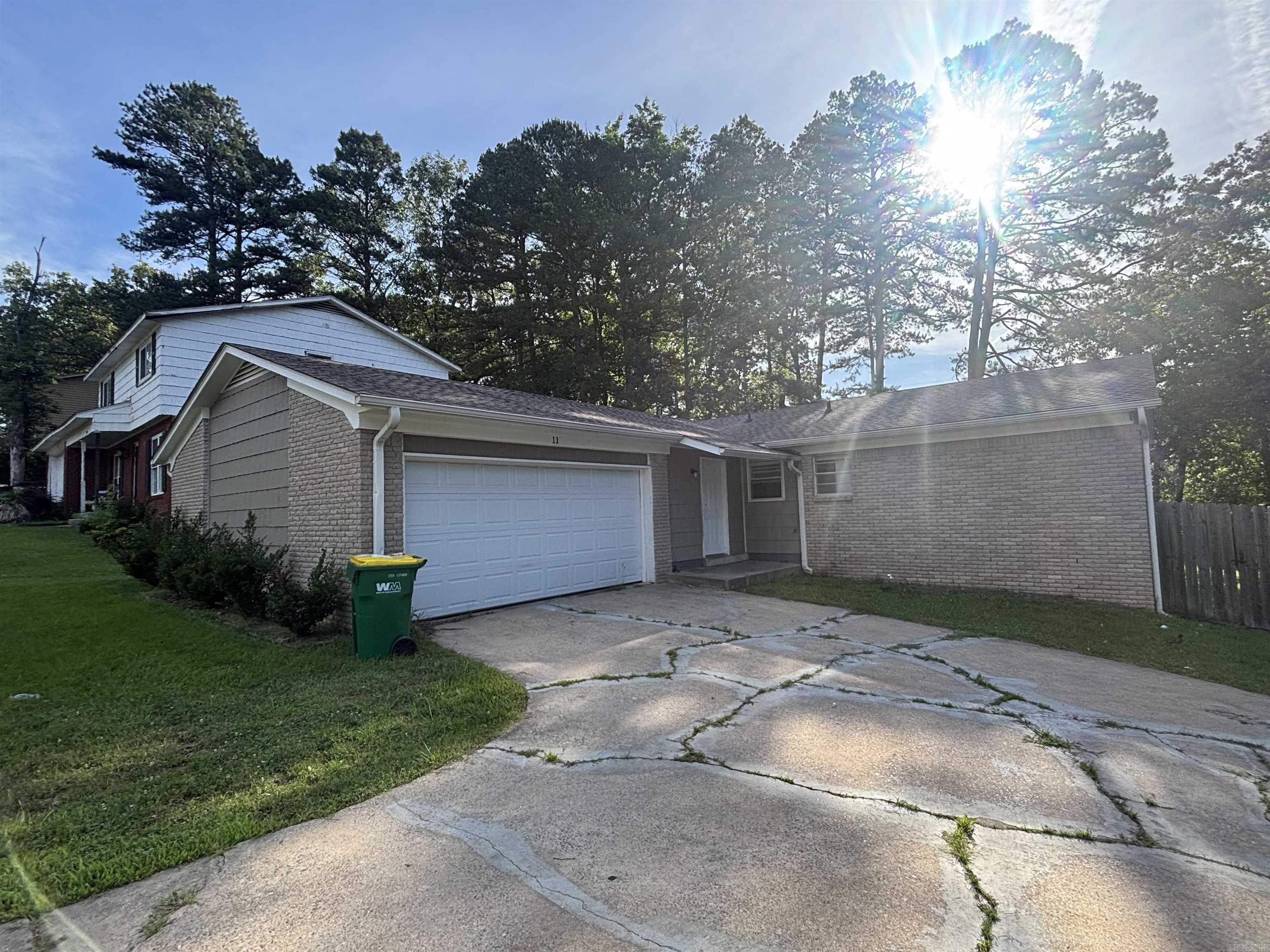 11  Karon Ct  Little Rock, AR