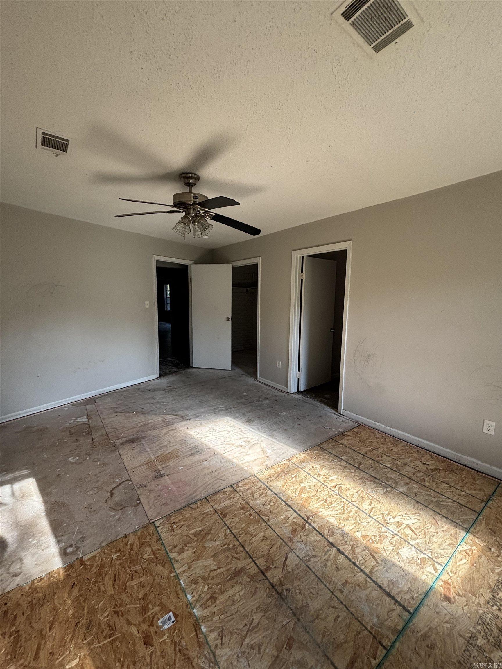 11  Karon Ct  Little Rock, AR