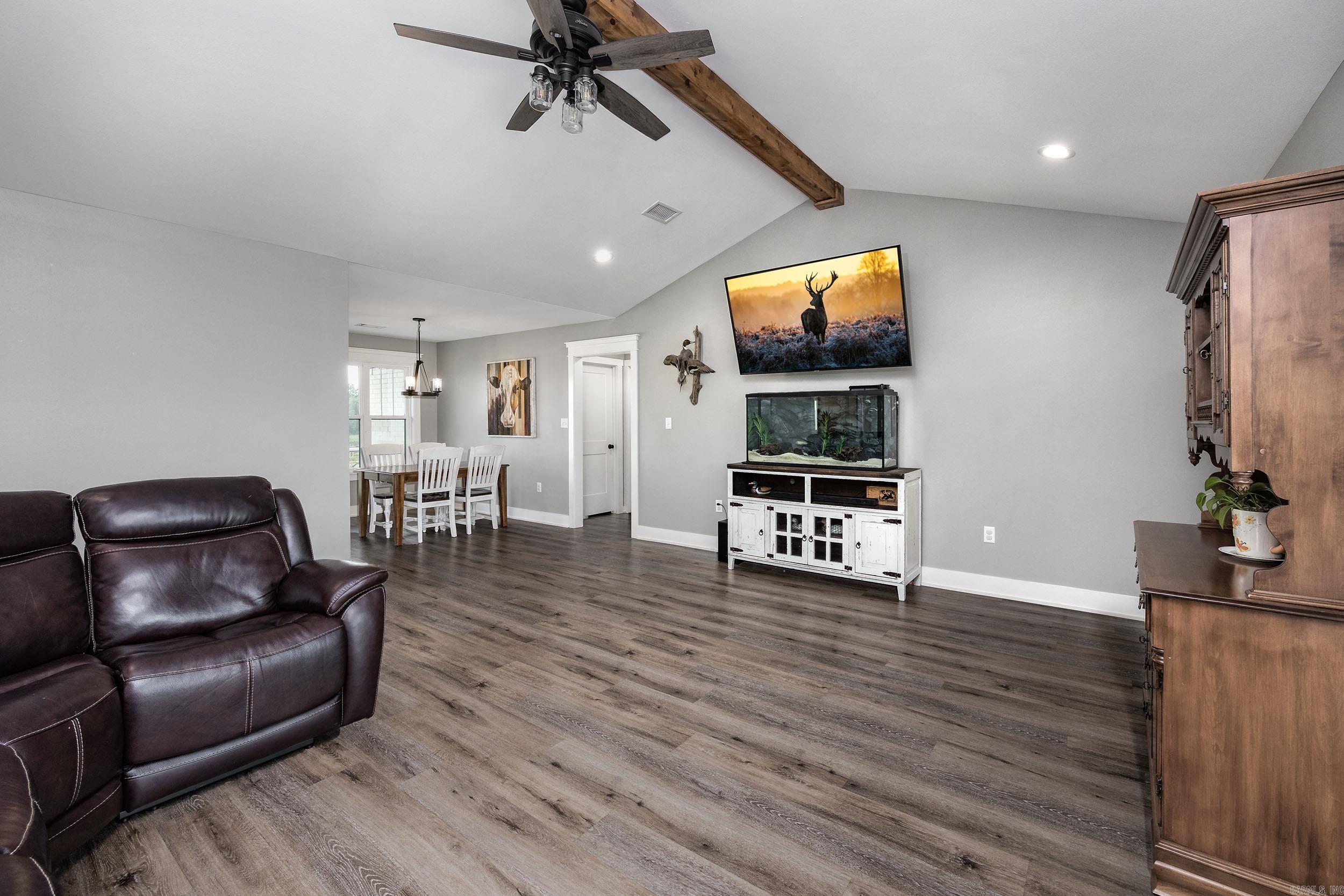 48  Dove Lane  Vilonia, AR