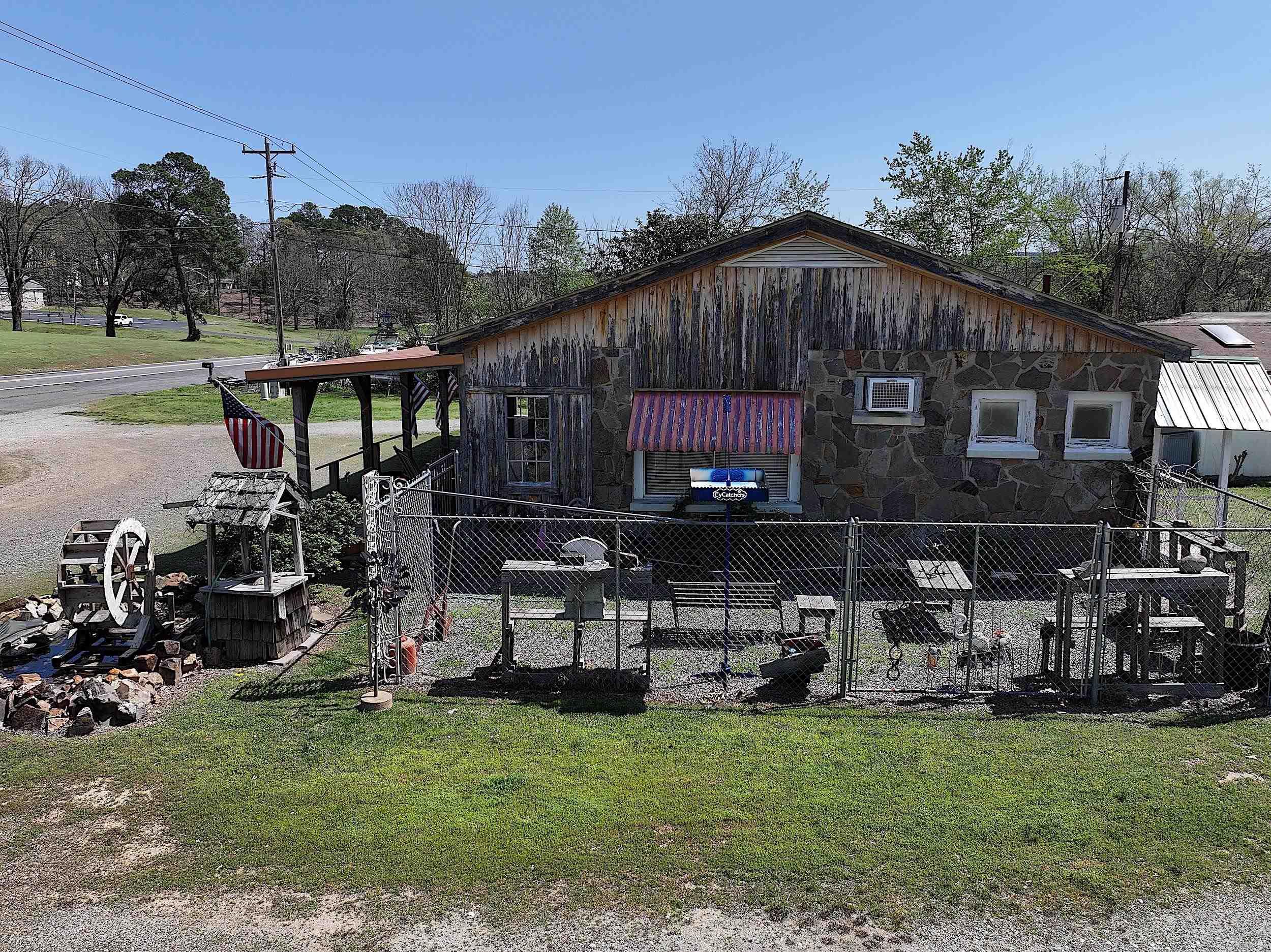 3551  Hwy 270 East  Mount Ida, AR