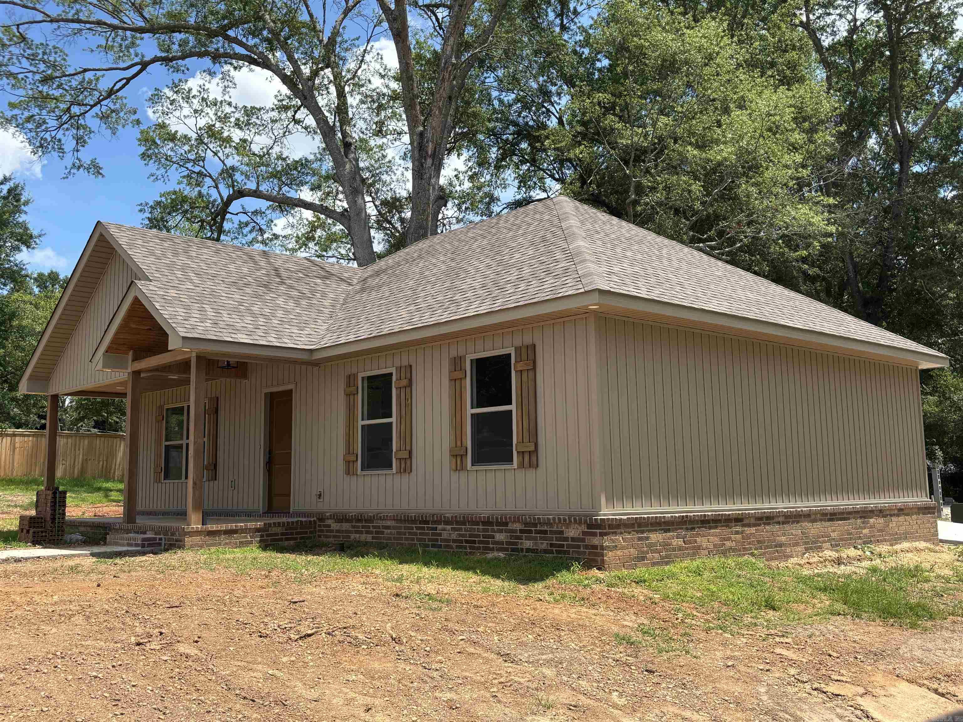 308 N Arch Street  Sheridan, AR