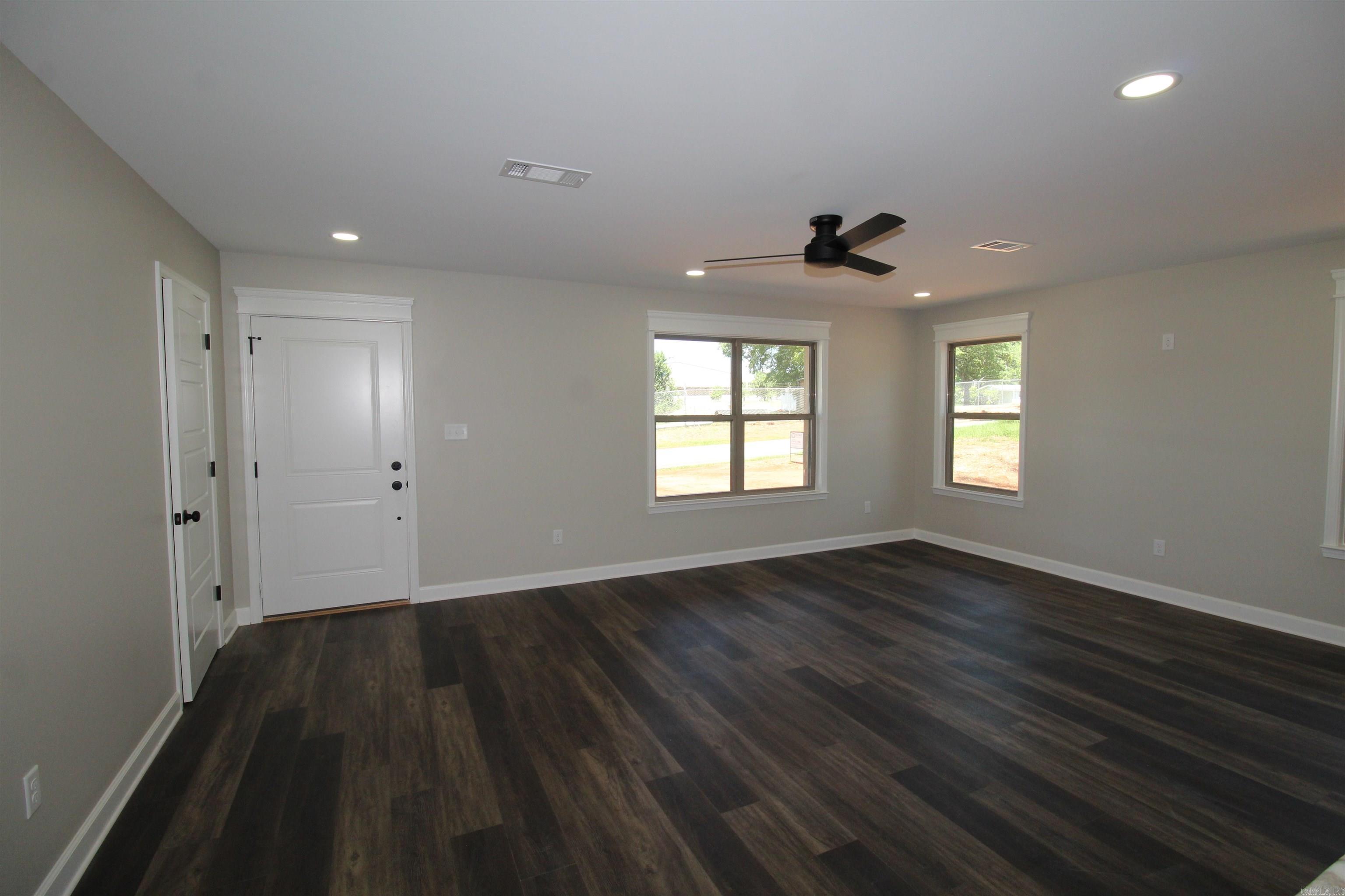 308 N Arch Street Sheridan, AR 72150