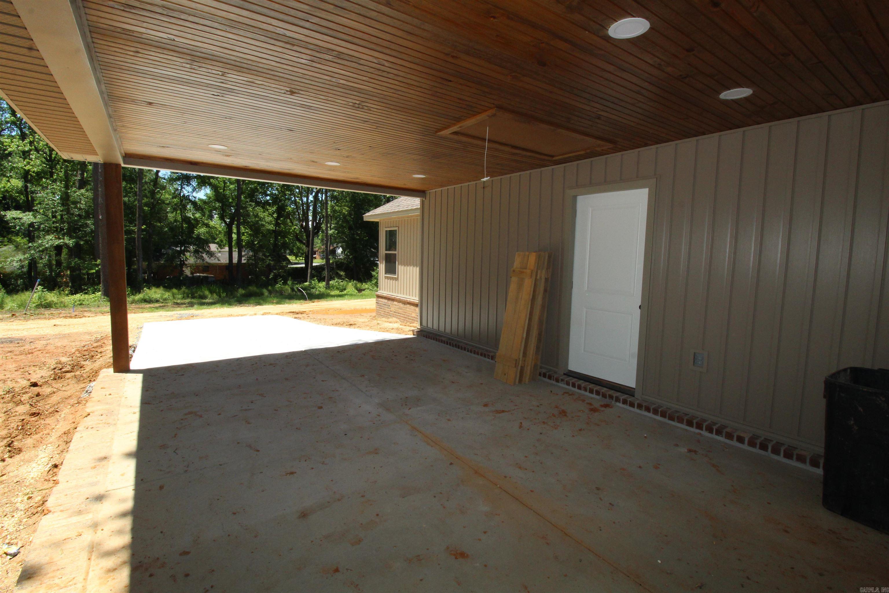 308 N Arch Street  Sheridan, AR