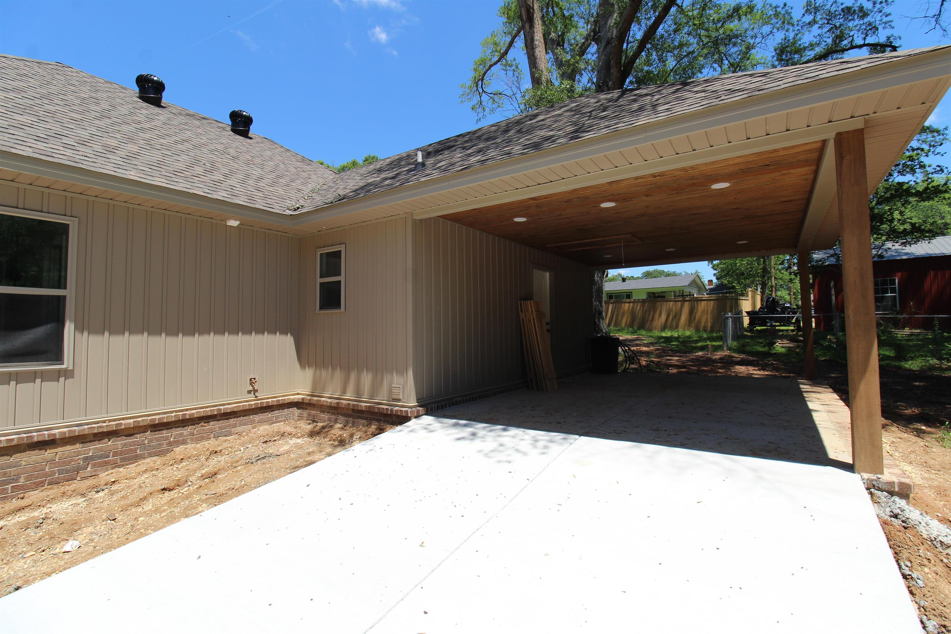 308 N Arch Street  Sheridan, AR