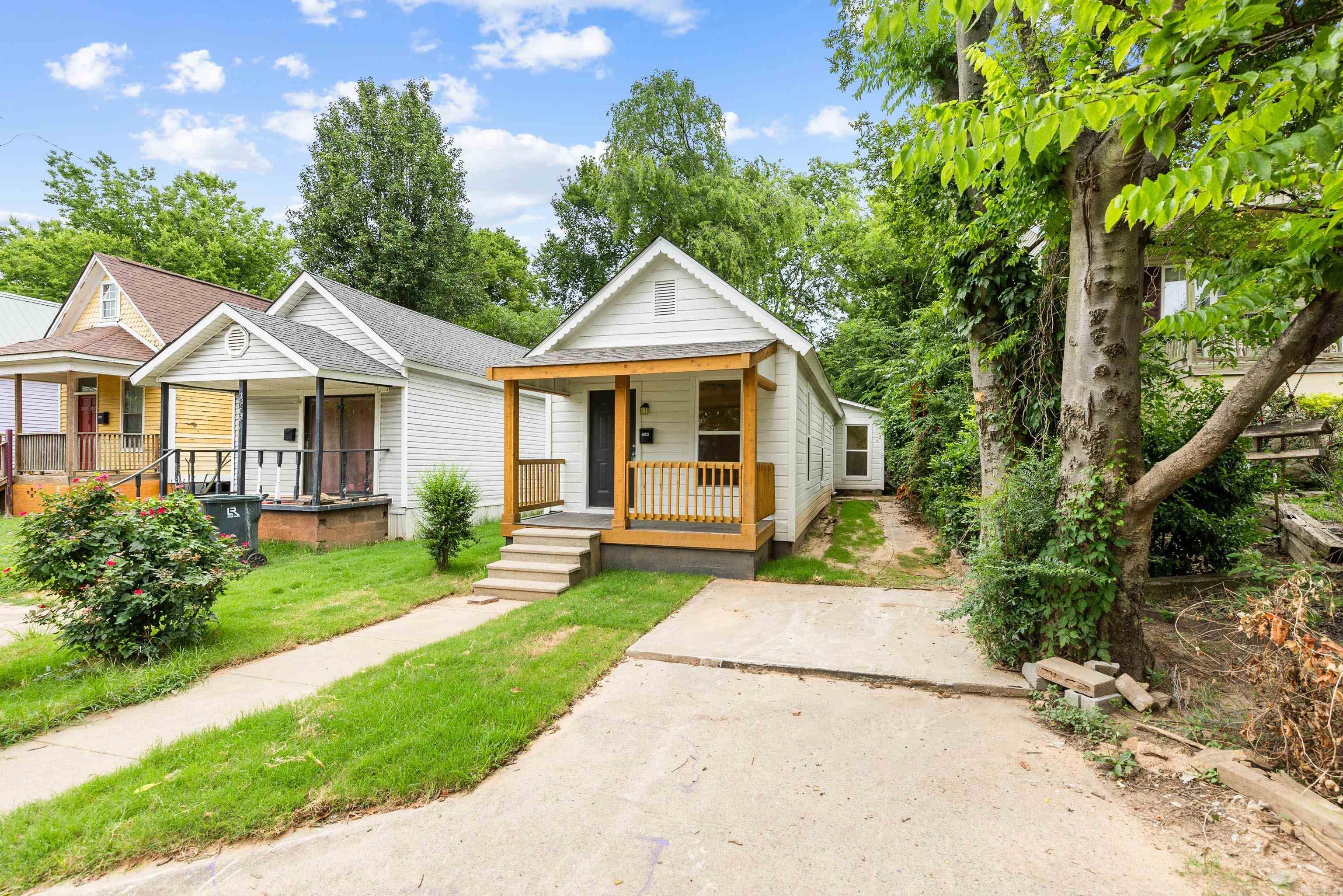2506 W 6th  Little Rock, AR