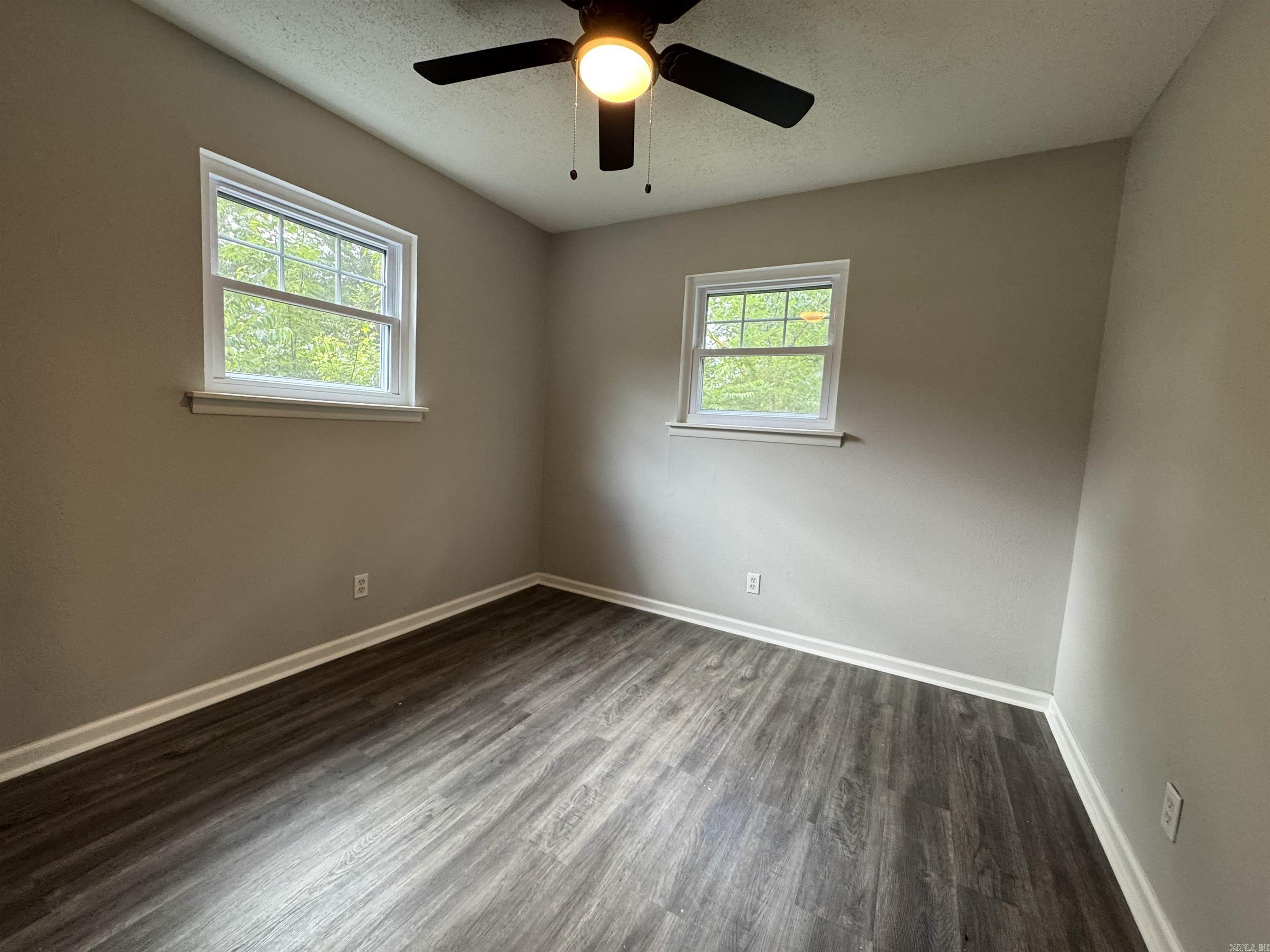 7518  Twin Oaks  Little Rock, AR