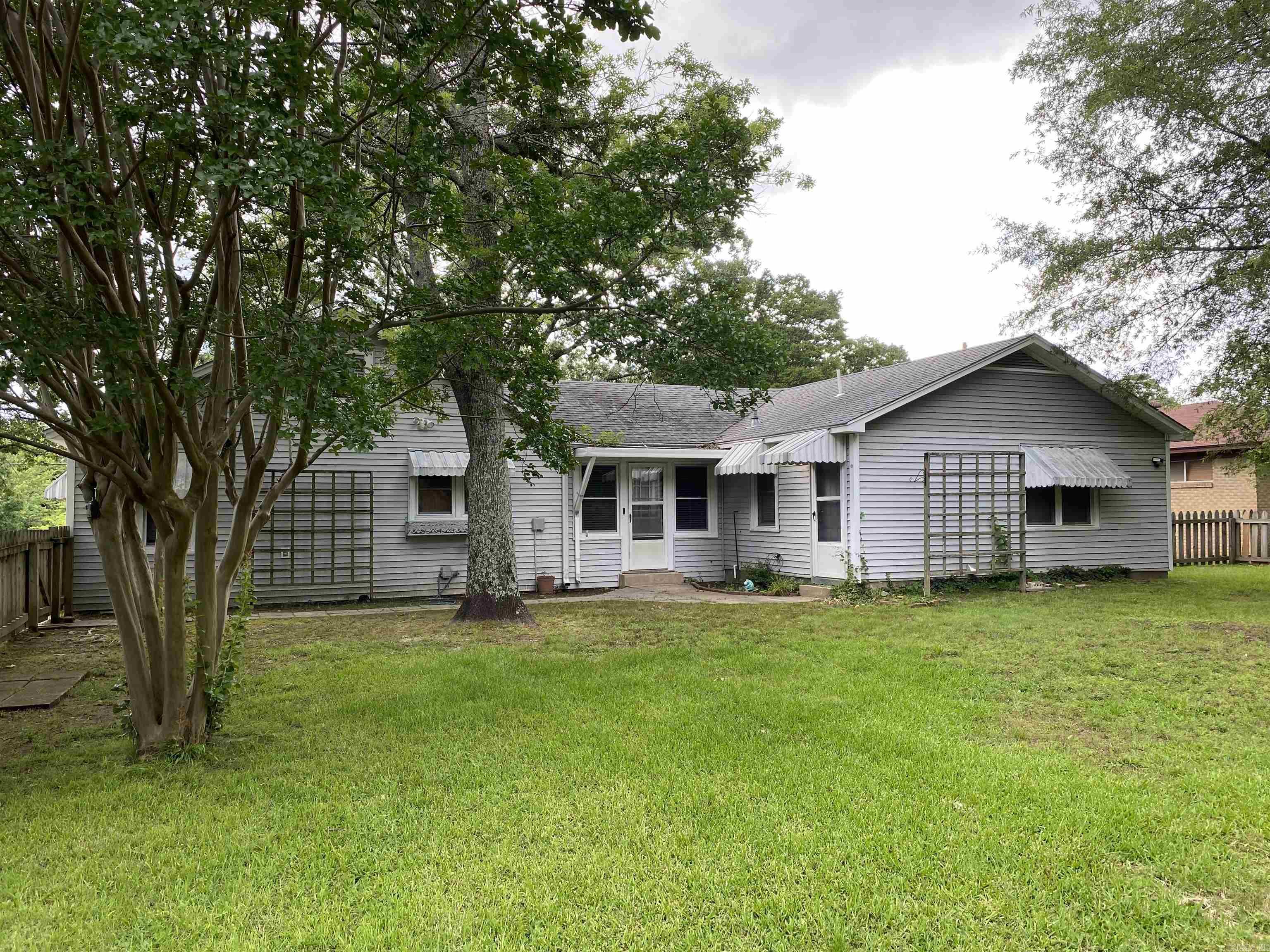 1601  Mississippi  Little Rock, AR