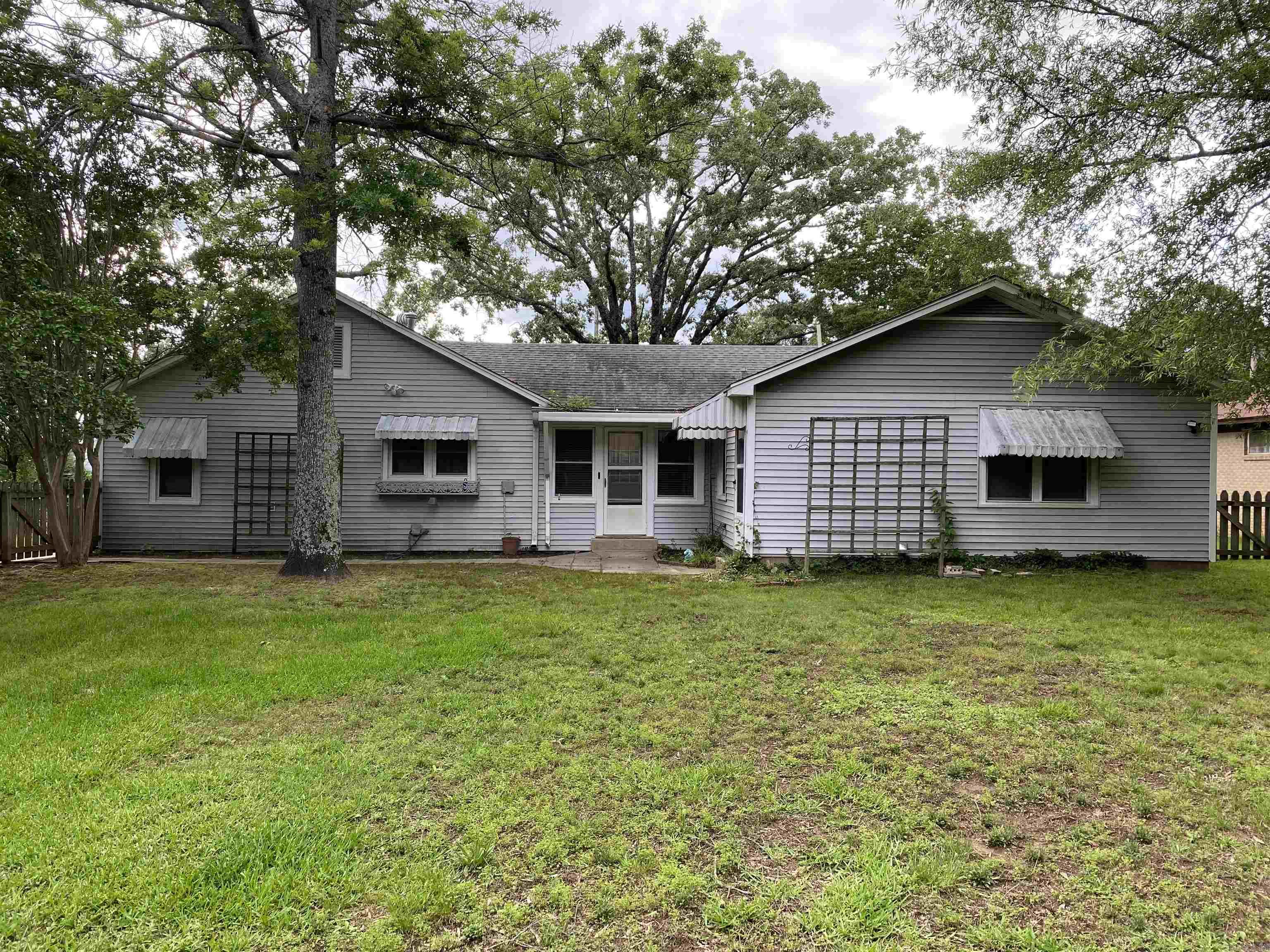 1601  Mississippi  Little Rock, AR
