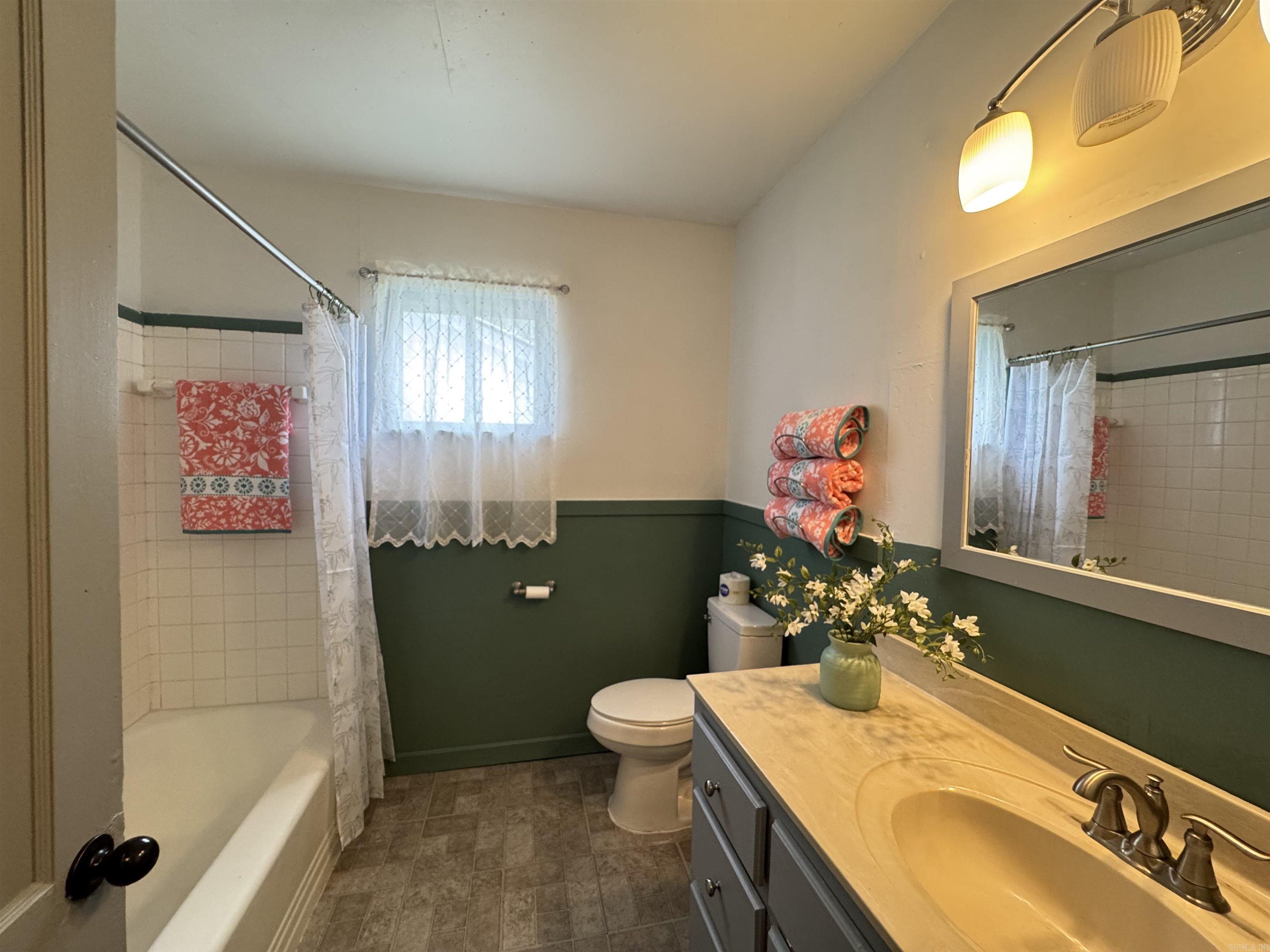 500 W 17th Street  North Little Rock, AR