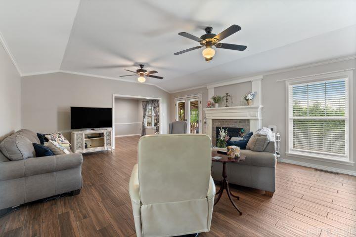 301  Jennifer  Searcy, AR