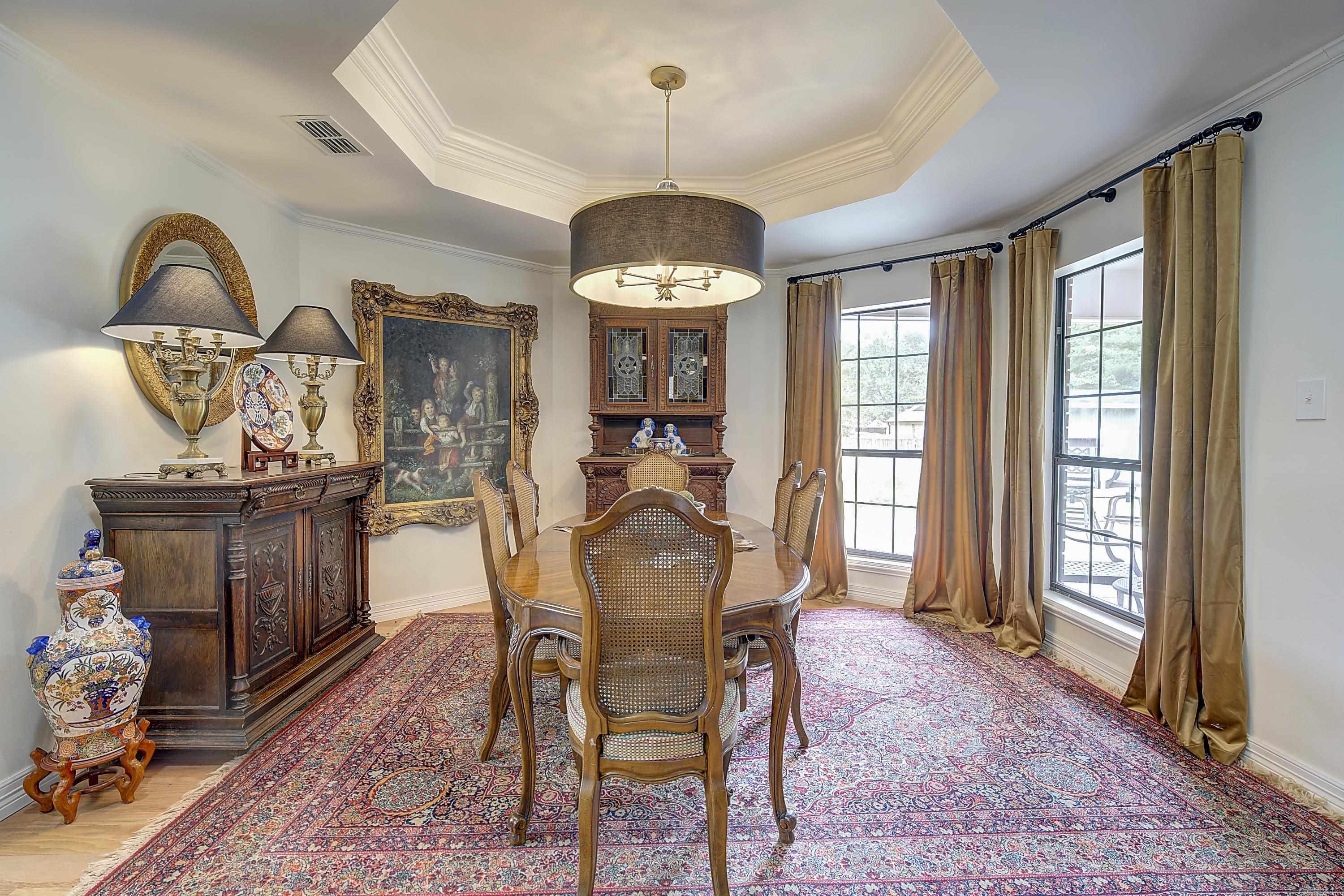 3801 E Castleridge  Texarkana, AR