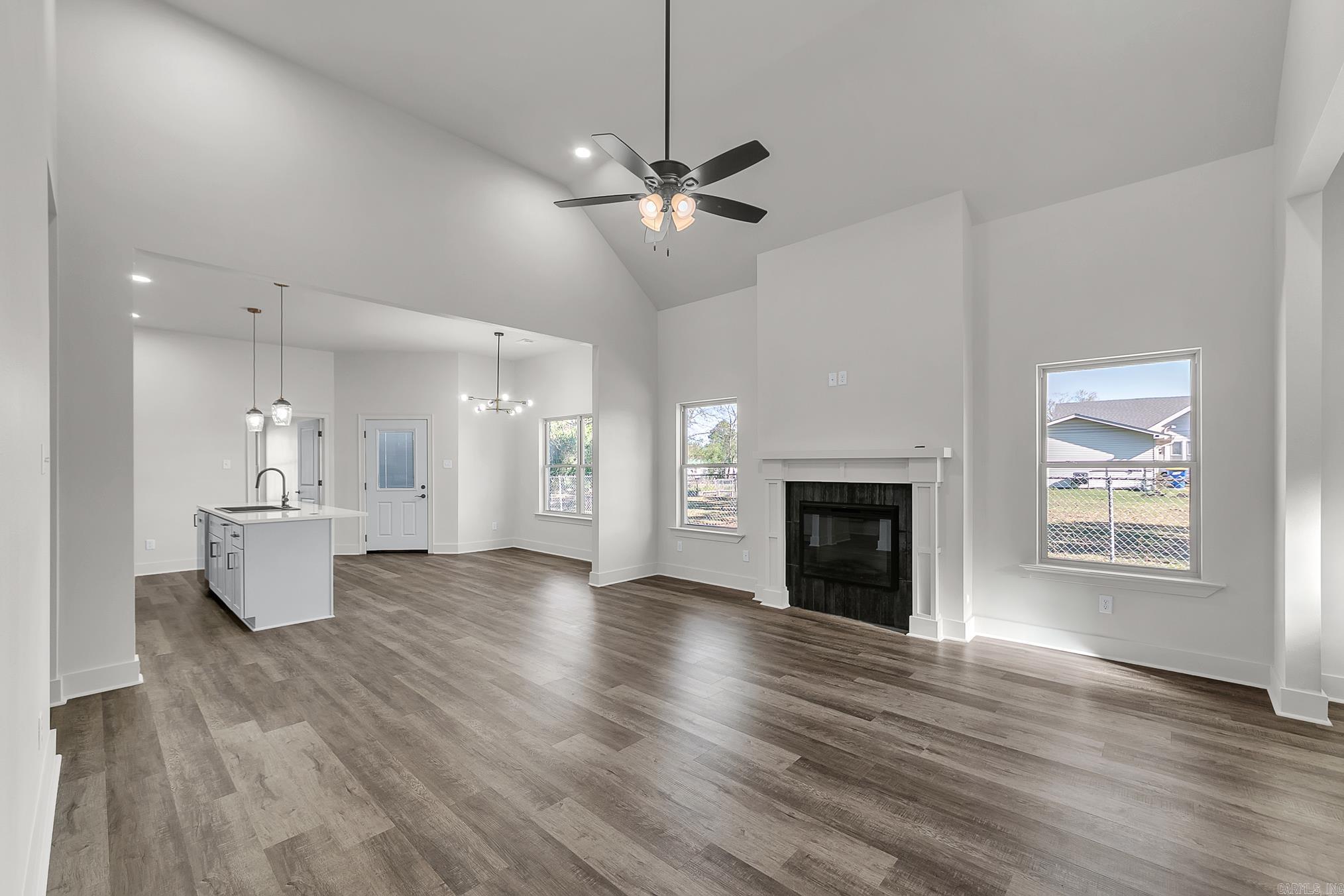 412  N 3rd  Cabot, AR