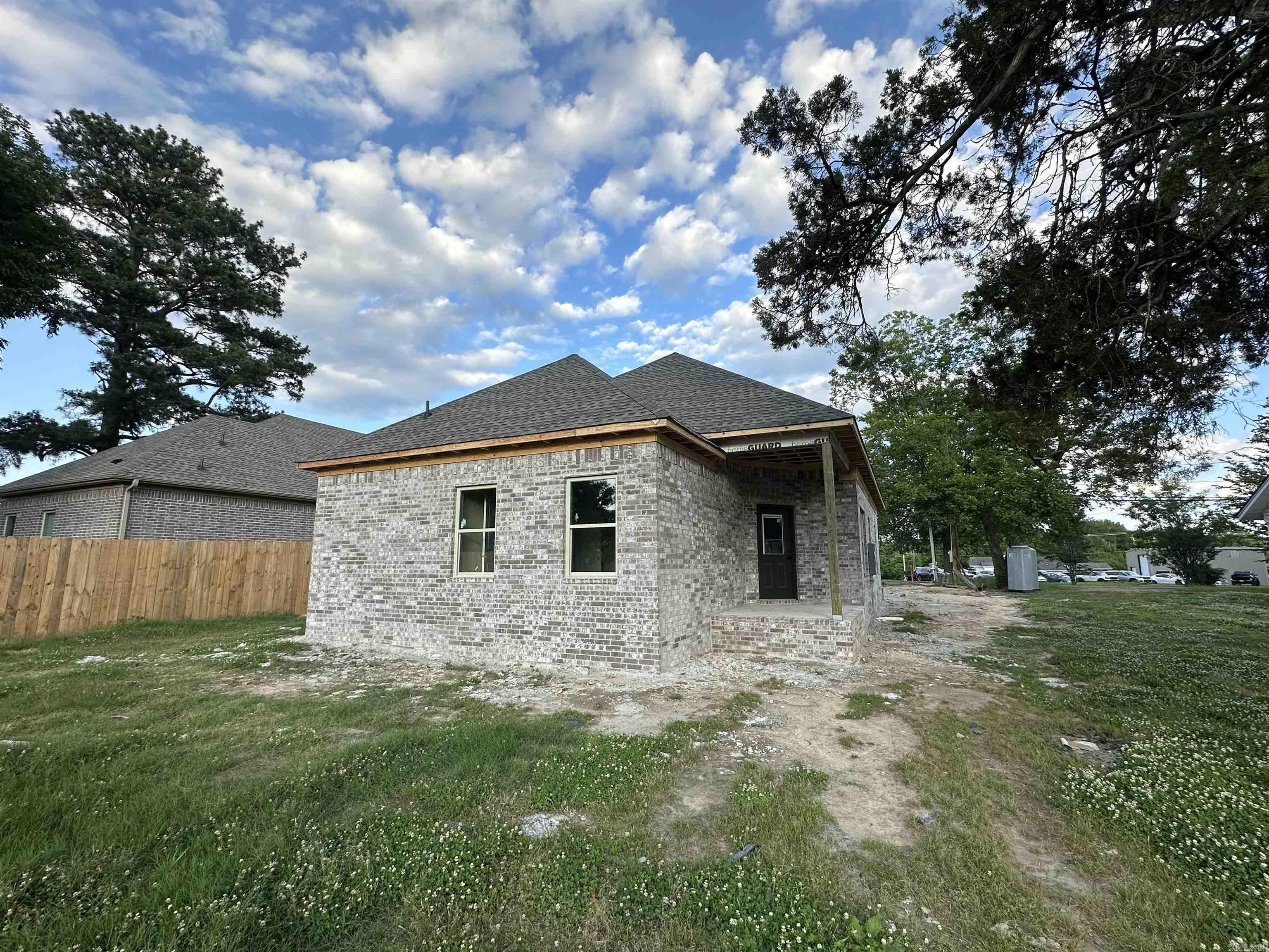 412  N 3rd  Cabot, AR
