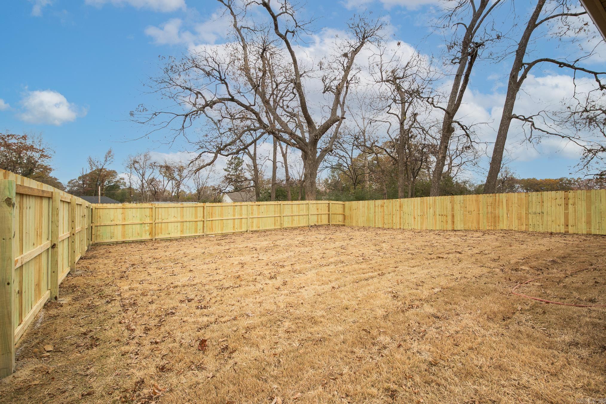 412  N 3rd  Cabot, AR