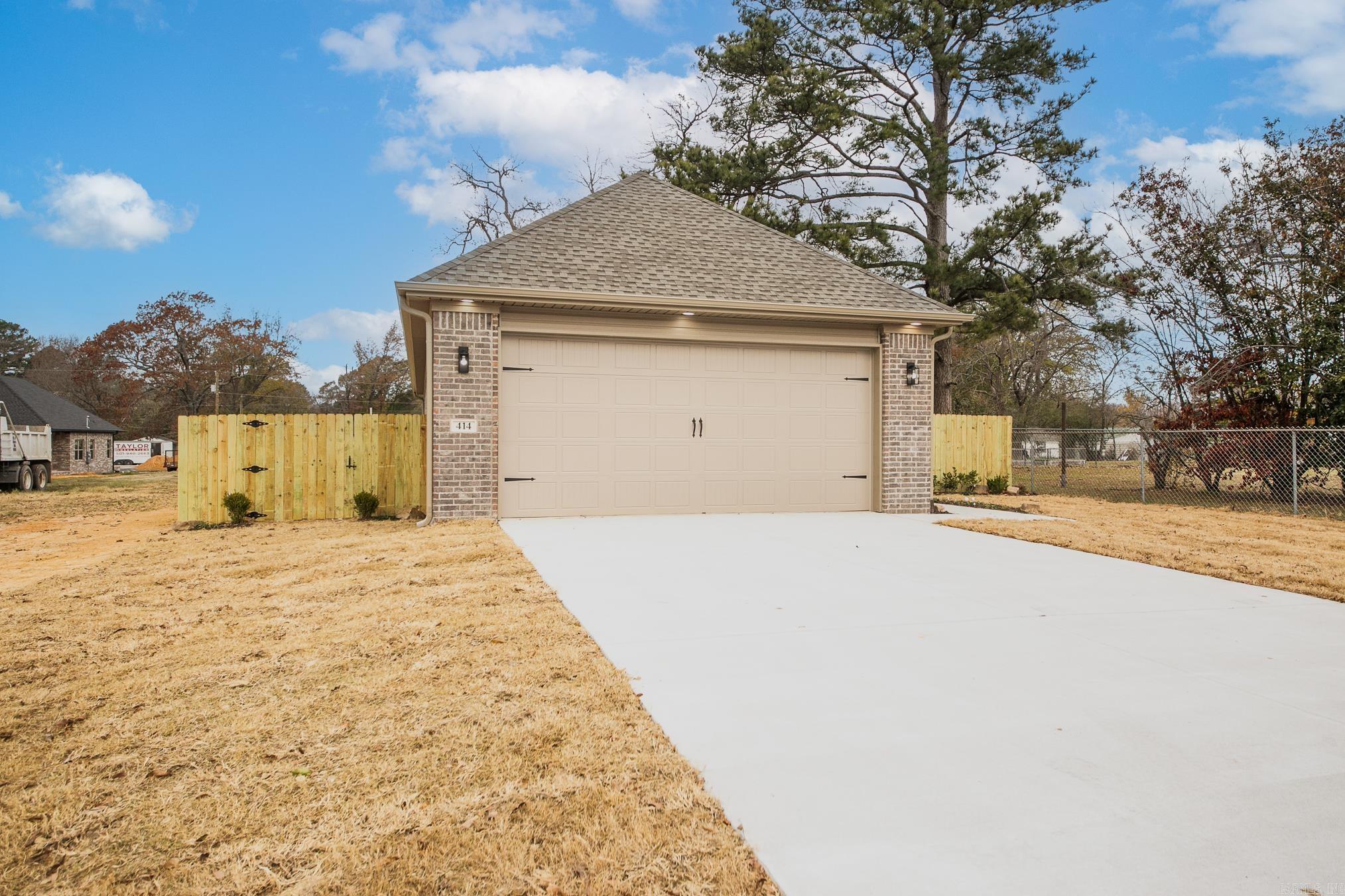 412  N 3rd  Cabot, AR